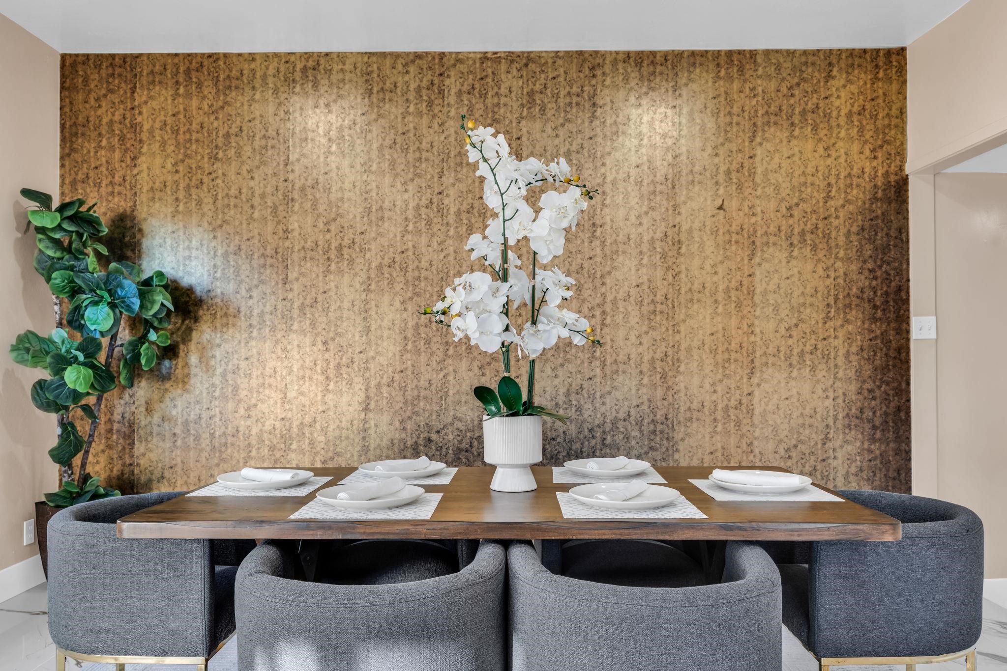 Detail Gallery Image 10 of 40 For 4628 Fieldbrook Rd, Oakland,  CA 94619 - 4 Beds | 3 Baths