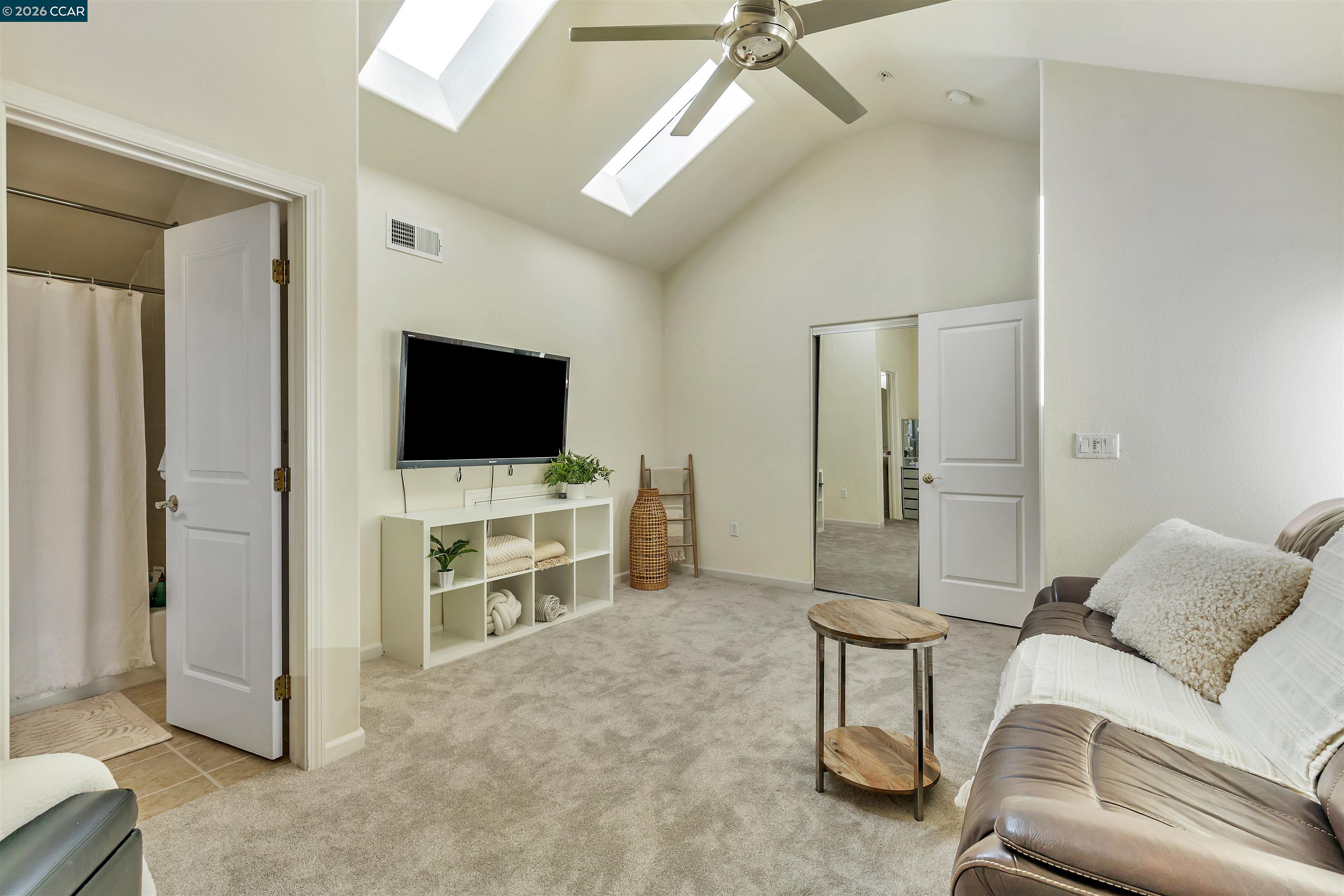 Photo #42: 41121082 Listing: Photo #42