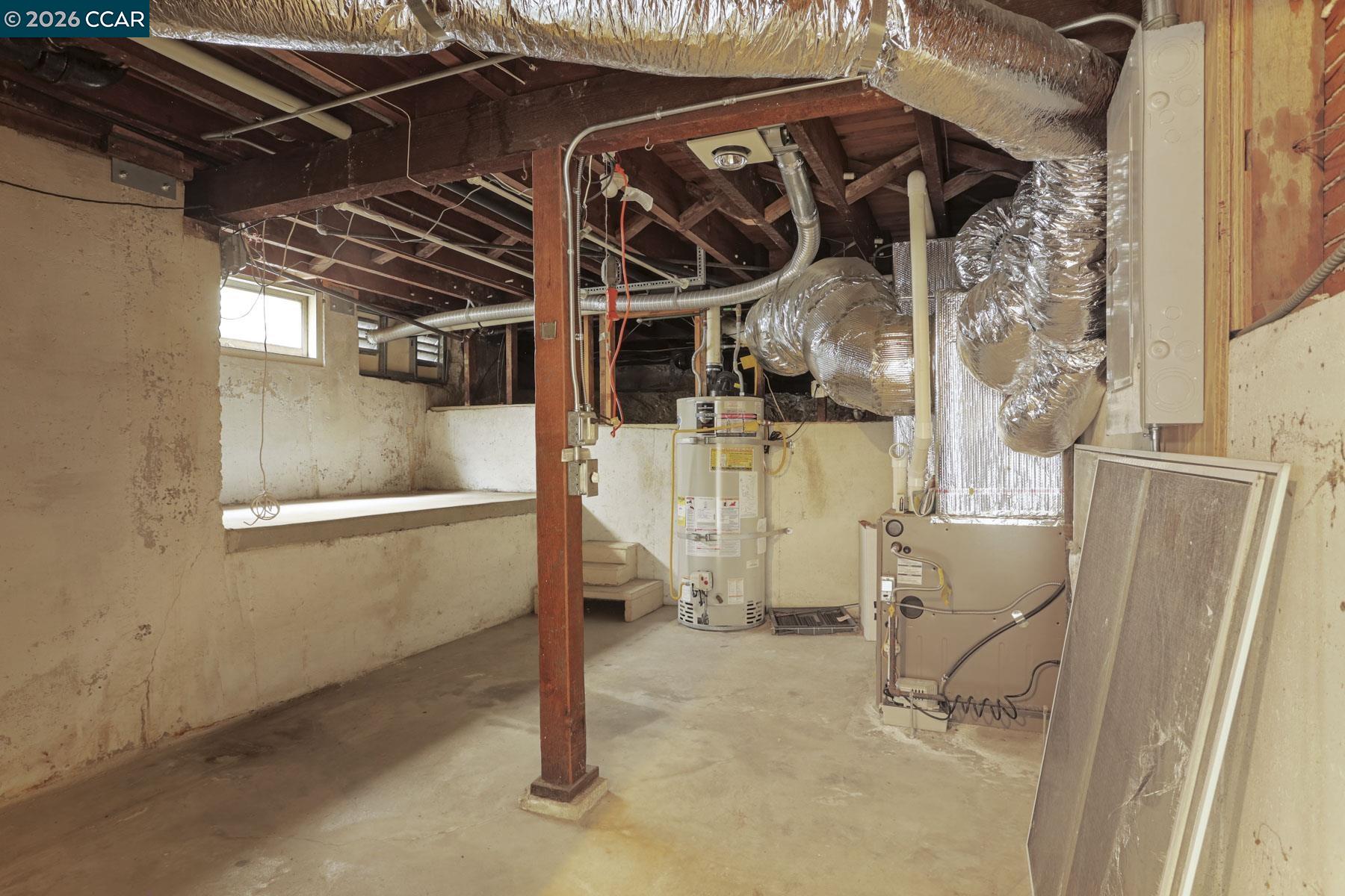 Detail Gallery Image 47 of 55 For 204 El Camino Real, Berkeley,  CA 94705-2825 - 5 Beds | 3/1 Baths