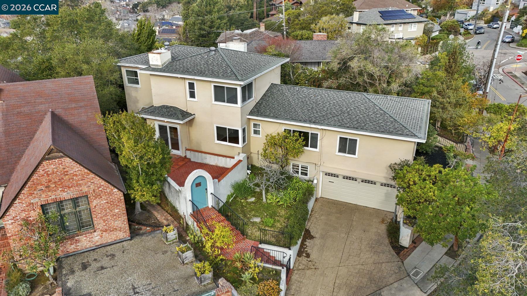 Detail Gallery Image 50 of 55 For 204 El Camino Real, Berkeley,  CA 94705-2825 - 5 Beds | 3/1 Baths