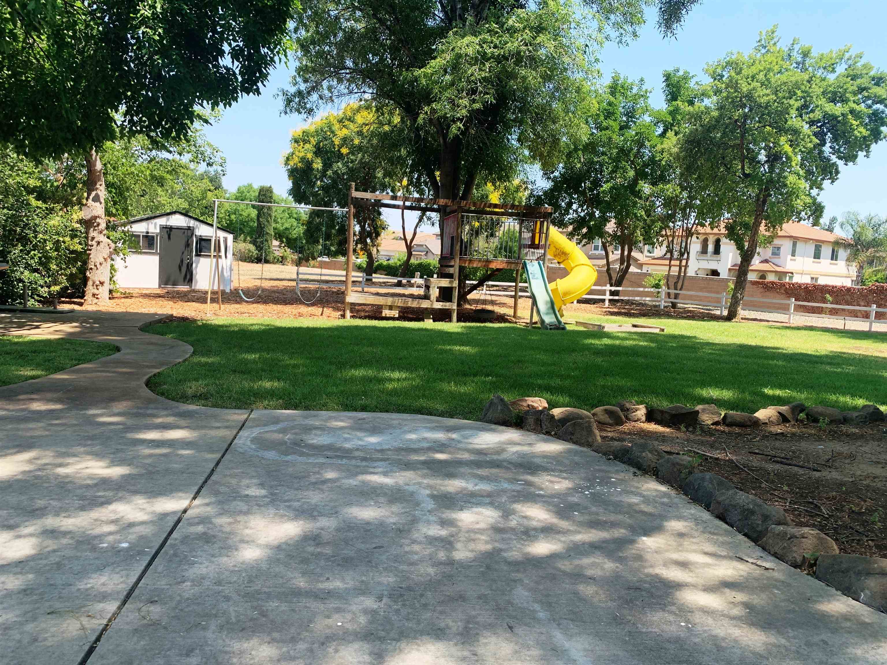 Detail Gallery Image 37 of 59 For 320 Fairview Ave, Brentwood,  CA 94513 - 5 Beds | 3 Baths