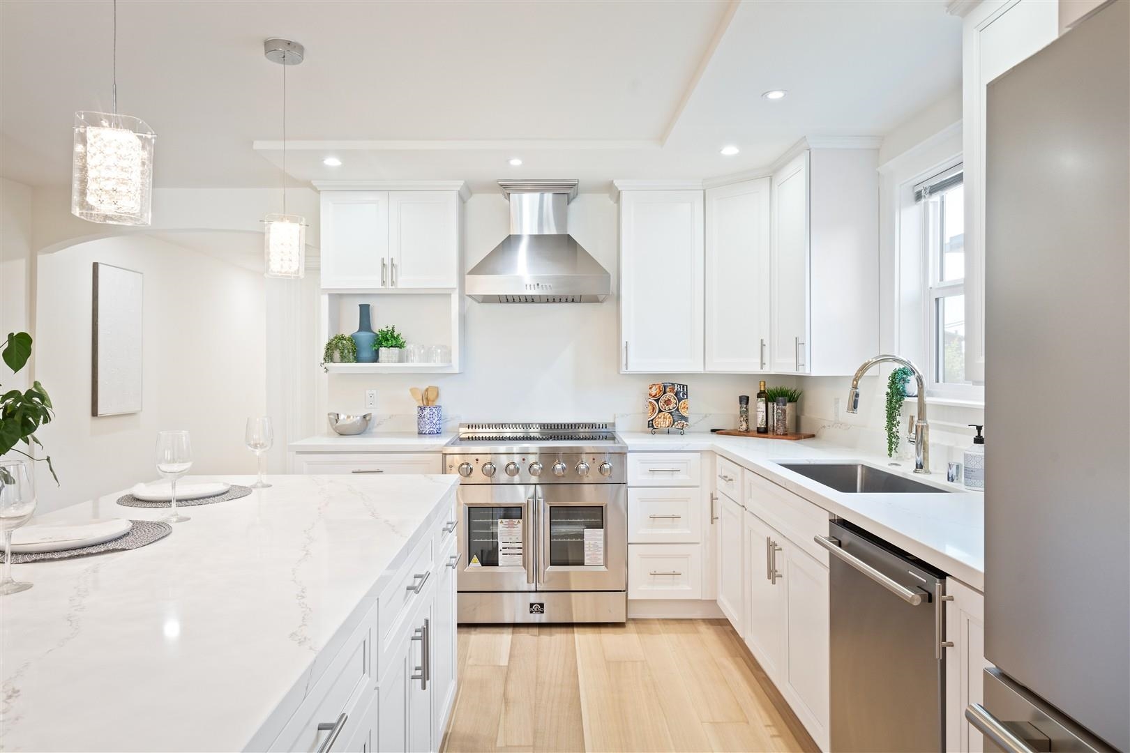 Detail Gallery Image 37 of 59 For 1524 Blake St, Berkeley,  CA 94703 - 4 Beds | 3 Baths