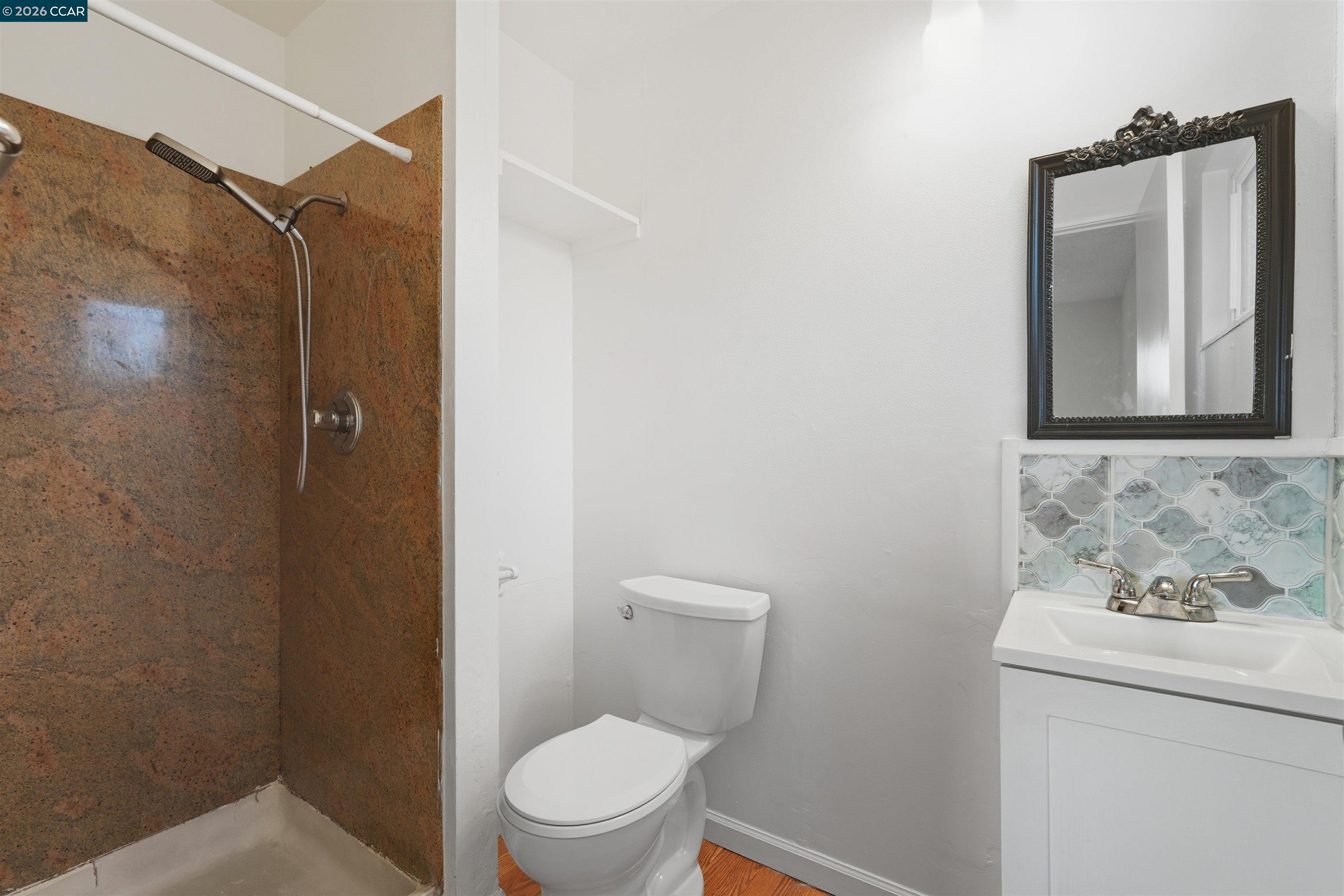 Detail Gallery Image 15 of 26 For 4690 Brookfield Drive, Sacramento,  CA 95823 - 4 Beds | 2 Baths