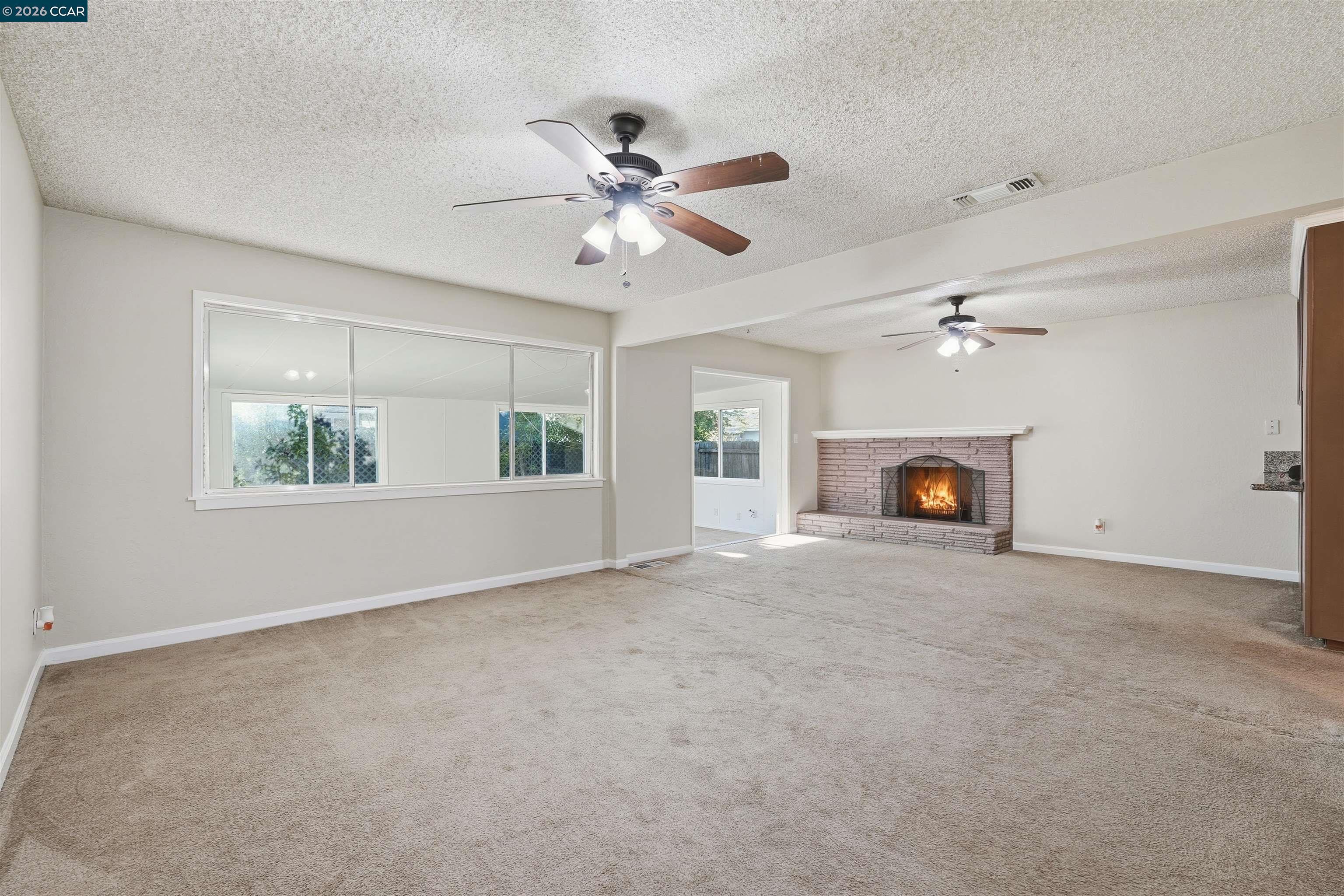 Detail Gallery Image 19 of 26 For 4690 Brookfield Drive, Sacramento,  CA 95823 - 4 Beds | 2 Baths