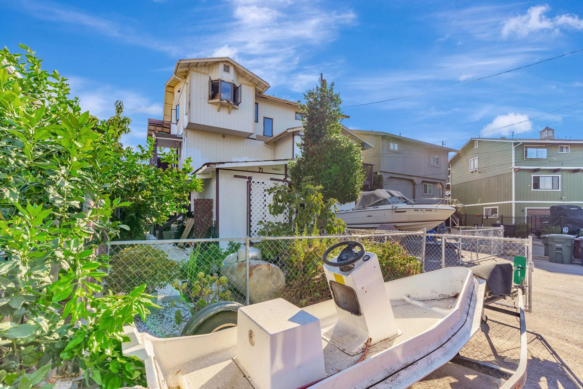 Detail Gallery Image 4 of 56 For 71 Taylor Pl, Bethel Island,  CA 94511 - 4 Beds | 2/1 Baths