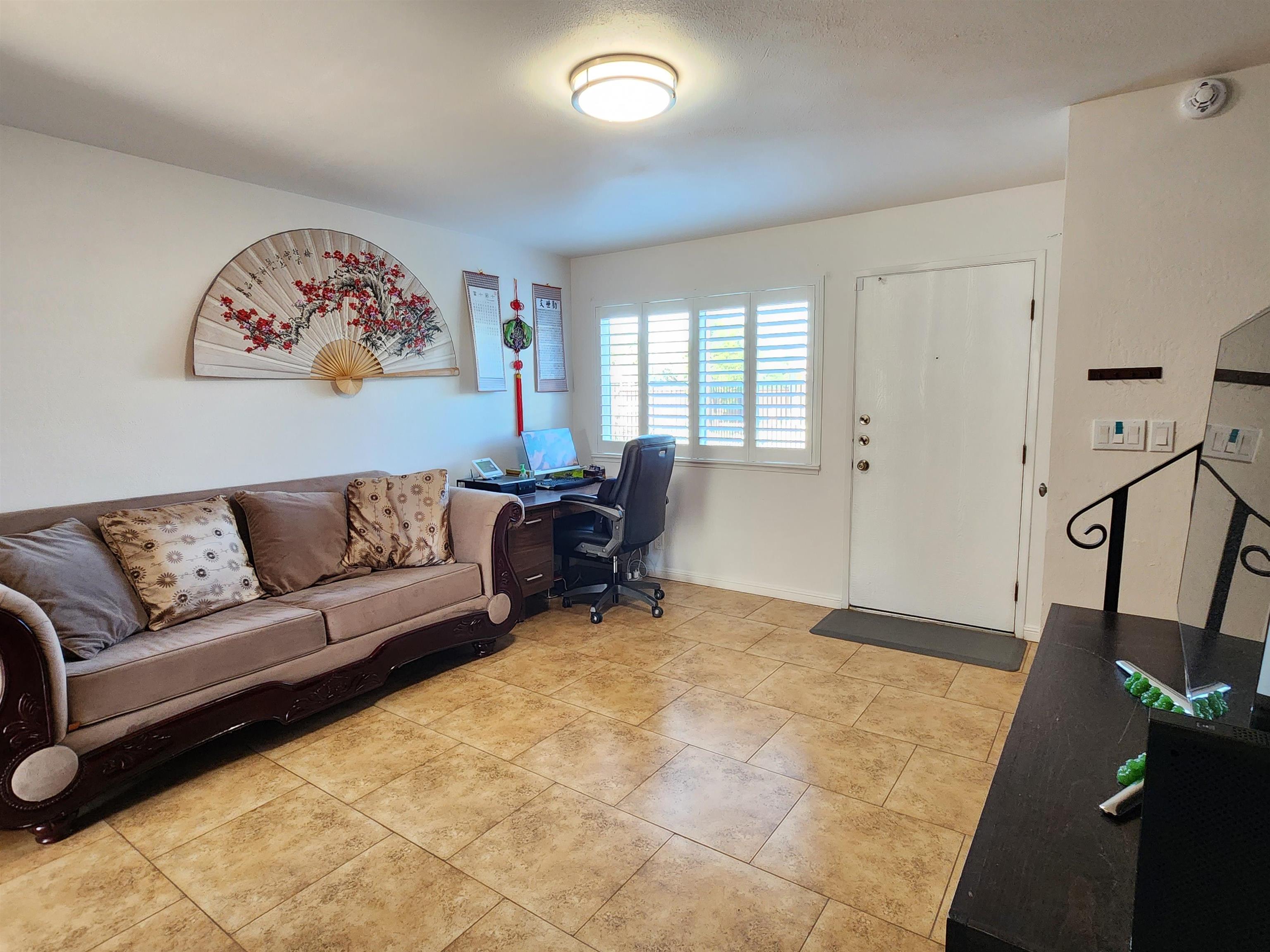 Detail Gallery Image 2 of 21 For 2322 Belvedere Ave, San Leandro,  CA 94577 - 2 Beds | 1/1 Baths