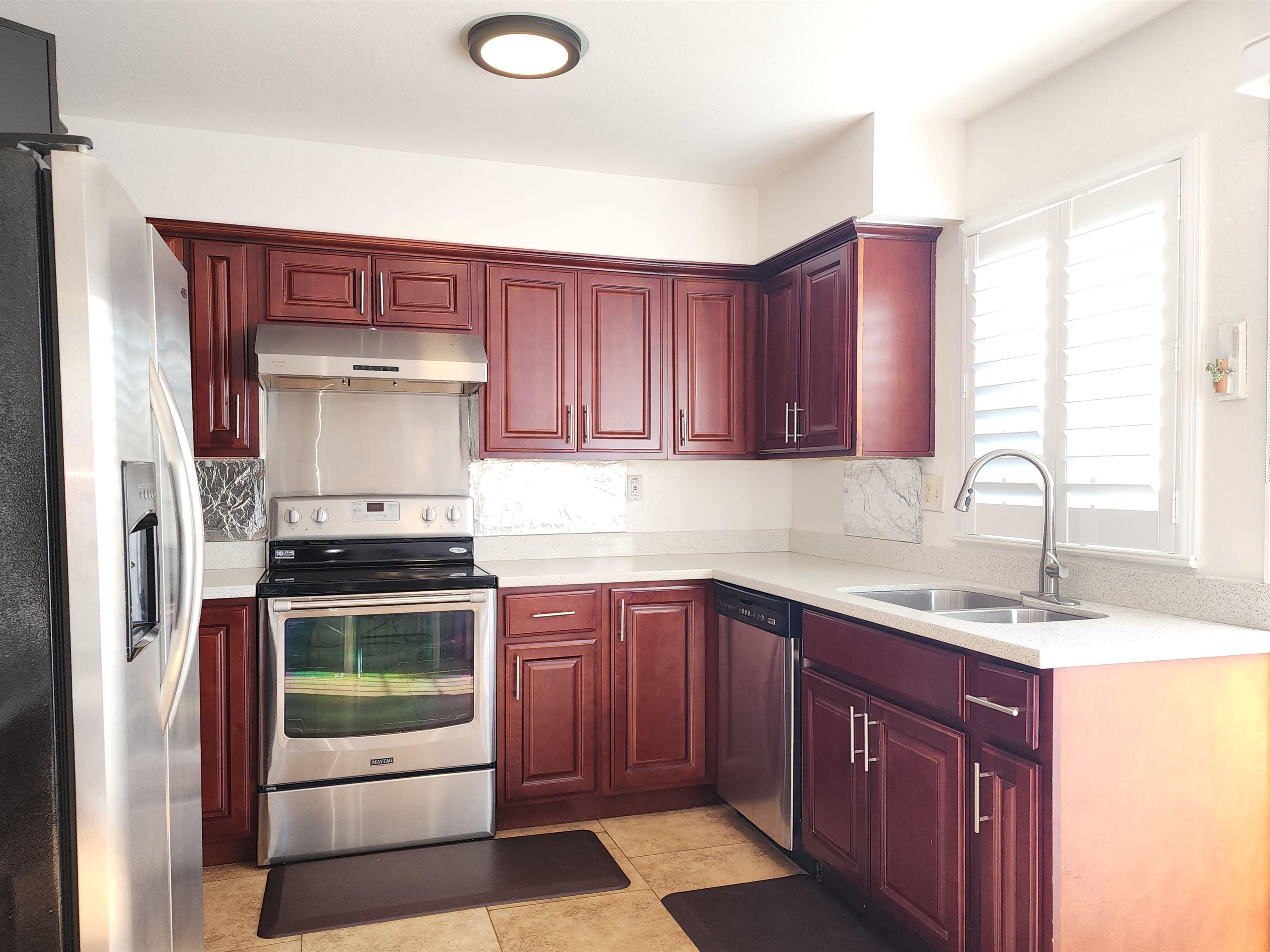 Detail Gallery Image 8 of 21 For 2322 Belvedere Ave, San Leandro,  CA 94577 - 2 Beds | 1/1 Baths