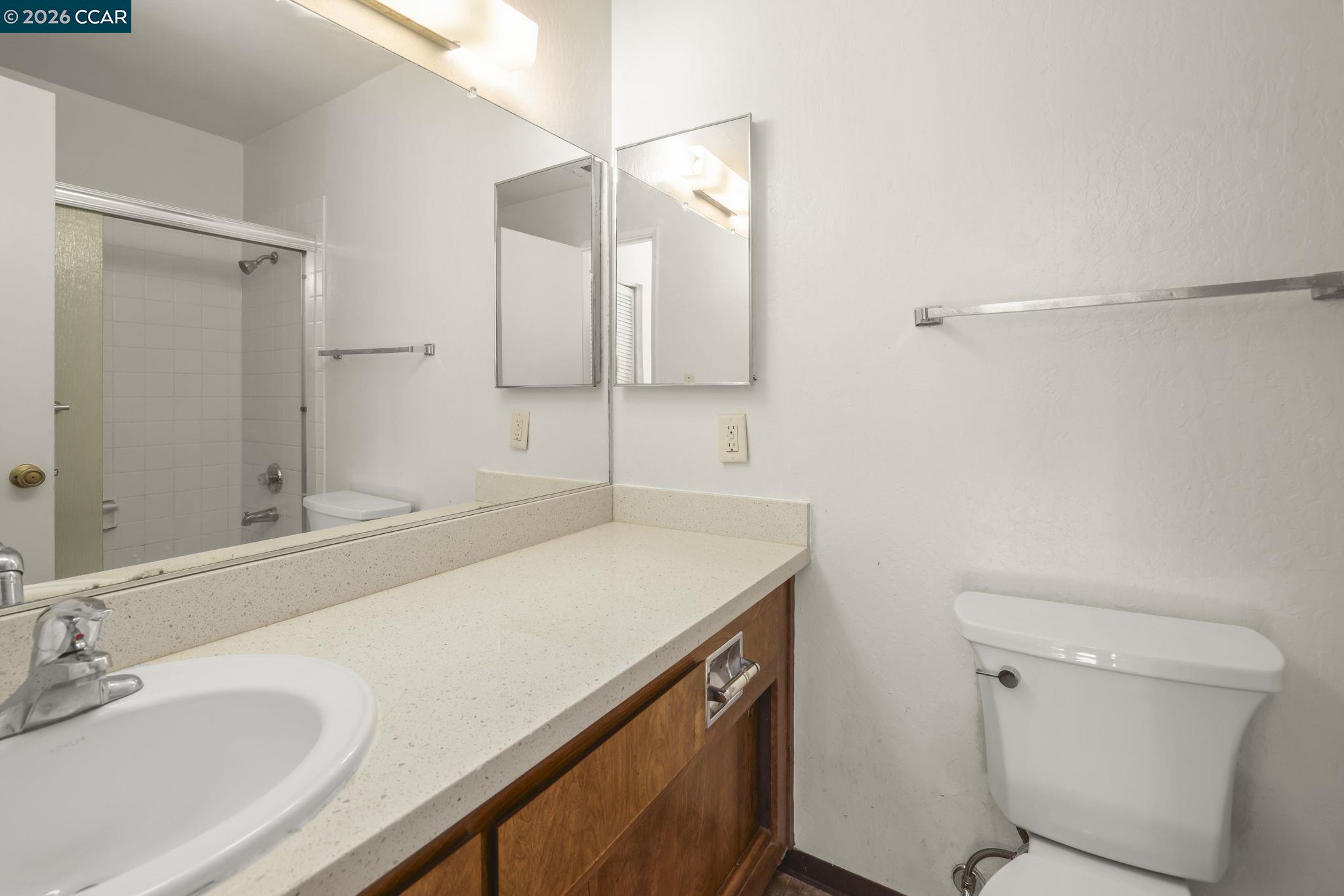 Photo #11: 41121097 Listing: Photo #11