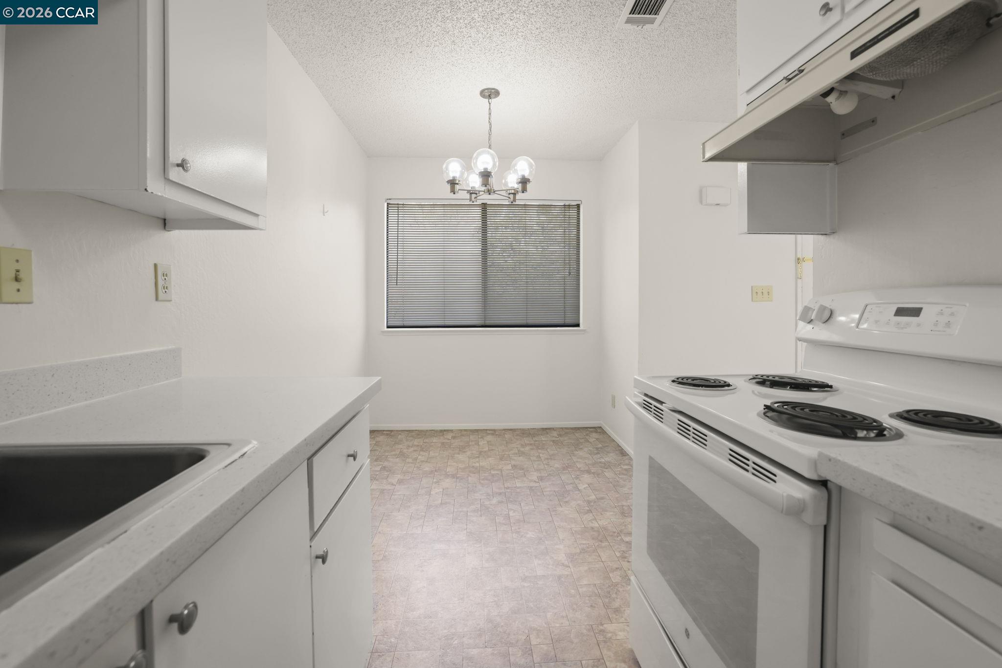 Photo #7: 41121097 Listing: Photo #7