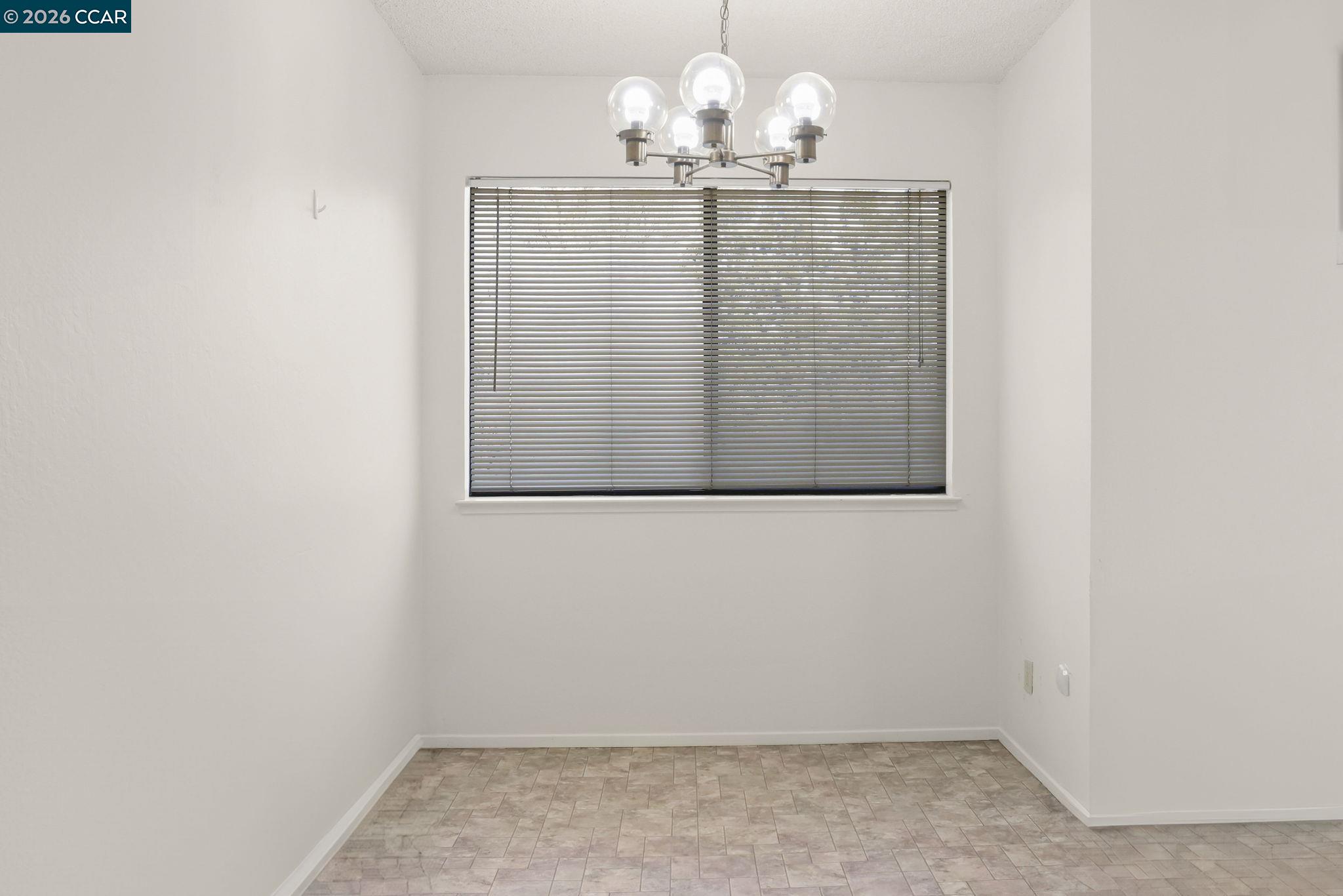 Photo #8: 41121097 Listing: Photo #8