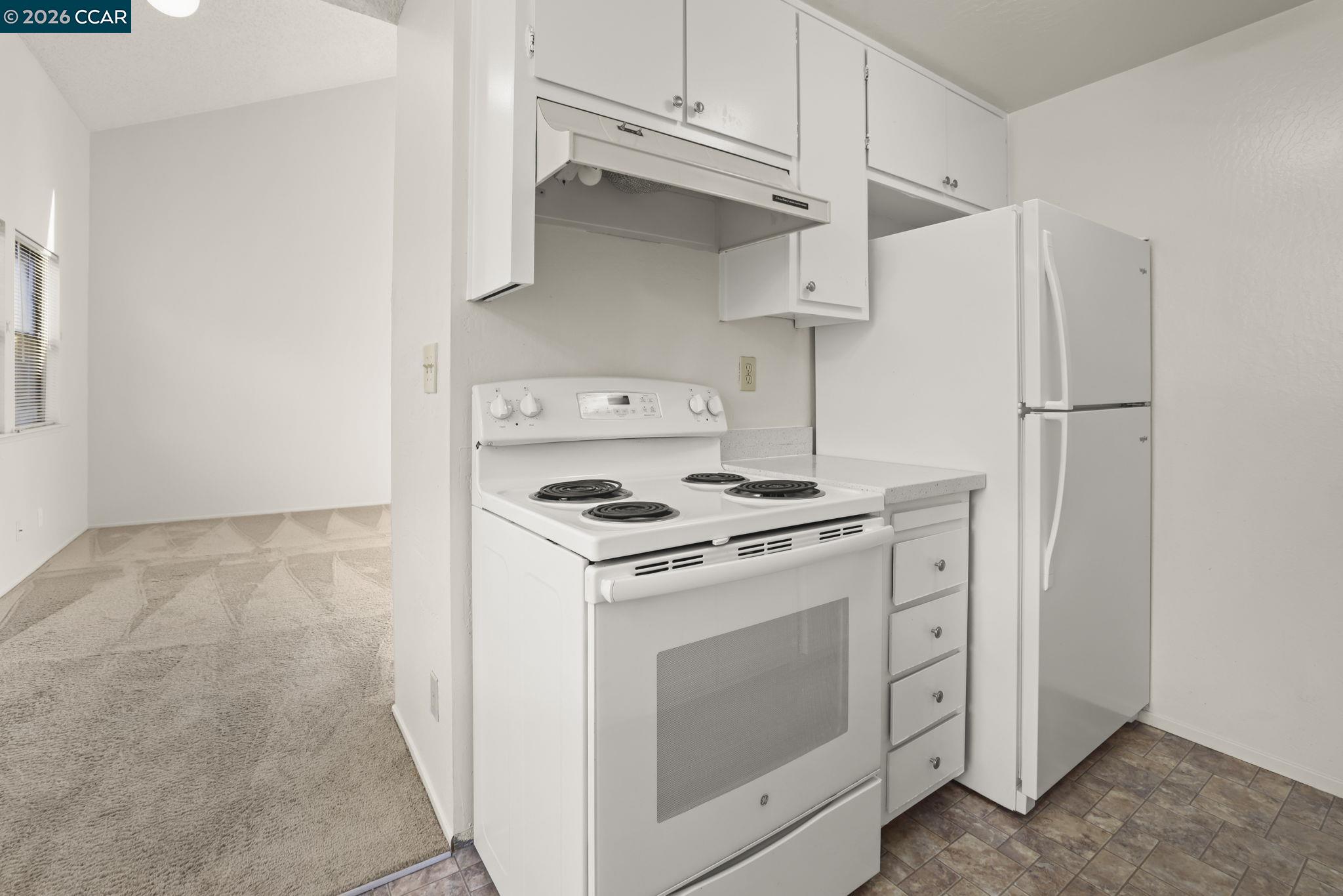 Photo #9: 41121097 Listing: Photo #9