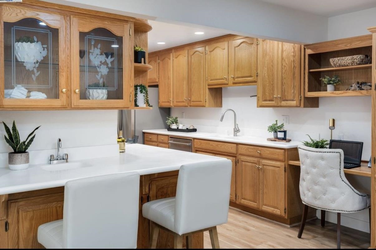 Detail Gallery Image 17 of 38 For 725 Old Creek Rd, Danville,  CA 94526 - 3 Beds | 2/1 Baths