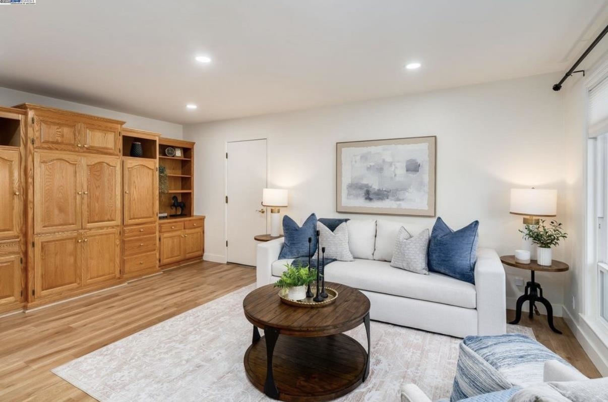 Detail Gallery Image 22 of 38 For 725 Old Creek Rd, Danville,  CA 94526 - 3 Beds | 2/1 Baths