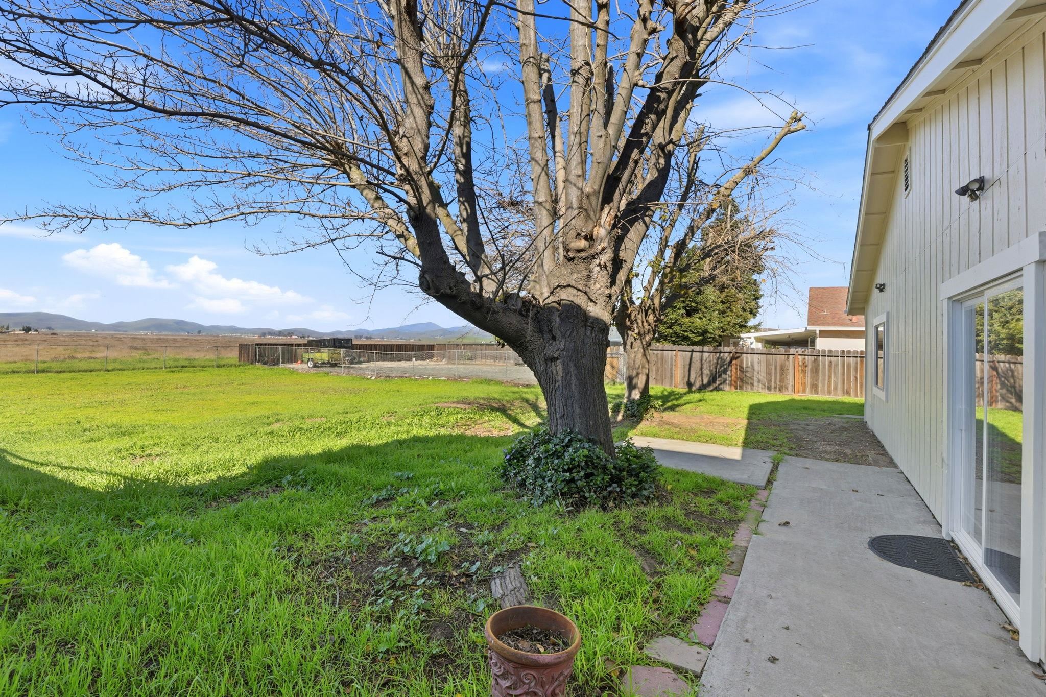 Detail Gallery Image 32 of 37 For 2060 Broadmoor St, Livermore,  CA 94551 - 3 Beds | 2 Baths