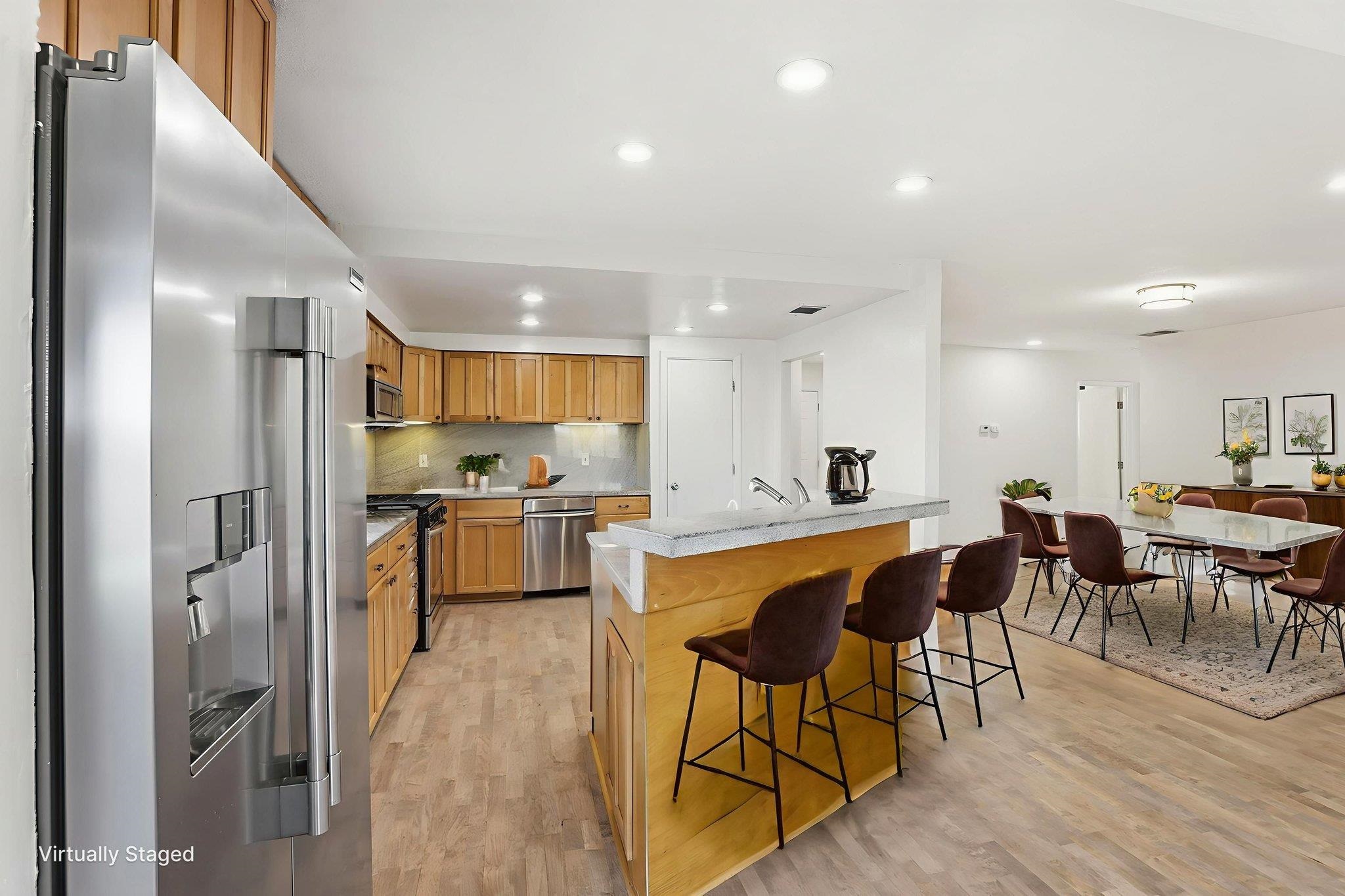 Detail Gallery Image 9 of 37 For 2060 Broadmoor St, Livermore,  CA 94551 - 3 Beds | 2 Baths