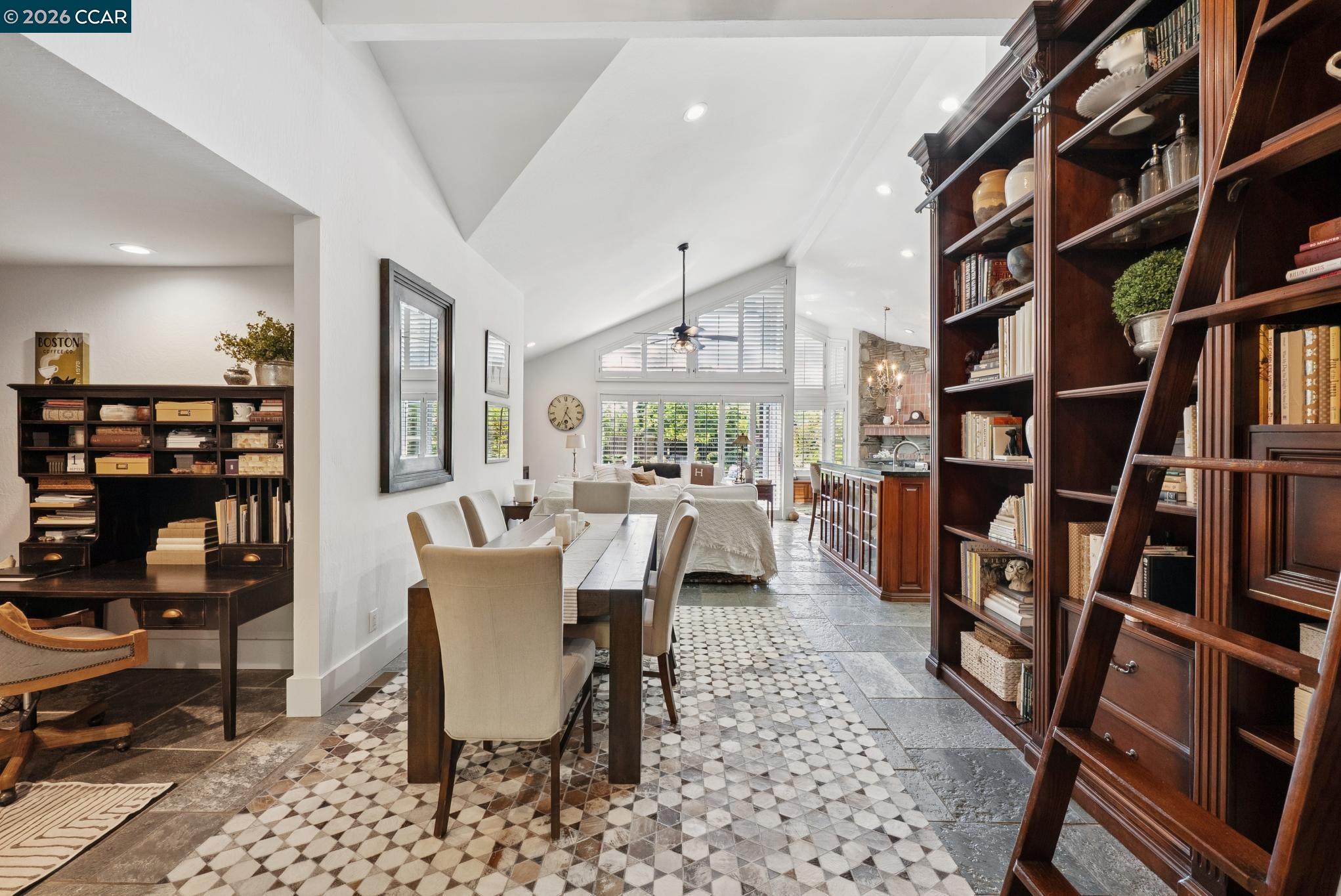 Detail Gallery Image 3 of 58 For 2031 Scarlet Oak Pl, Danville,  CA 94506 - 4 Beds | 2 Baths