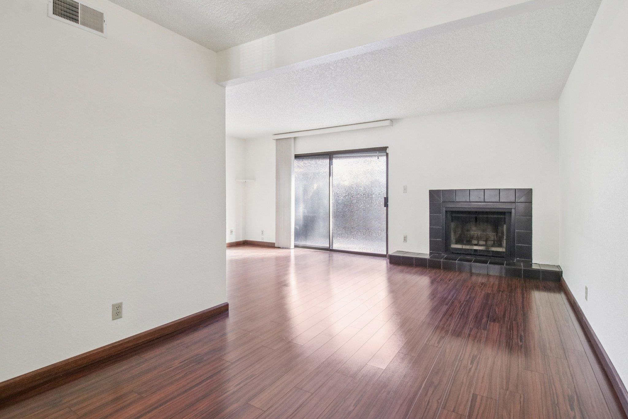 Detail Gallery Image 13 of 45 For 302 Ash Ln, El Sobrante,  CA 94803 - 2 Beds | 1/1 Baths