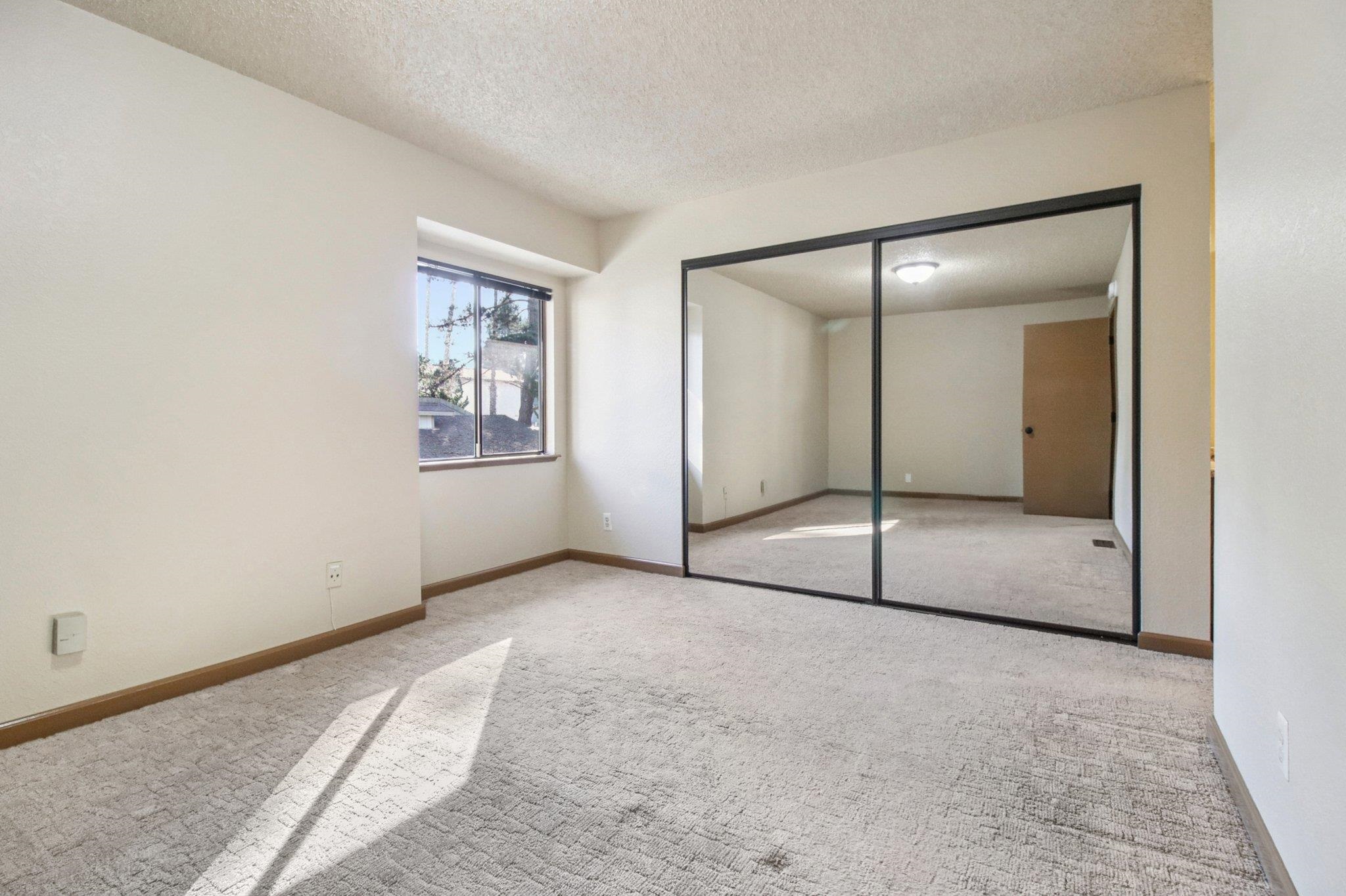 Detail Gallery Image 20 of 45 For 302 Ash Ln, El Sobrante,  CA 94803 - 2 Beds | 1/1 Baths