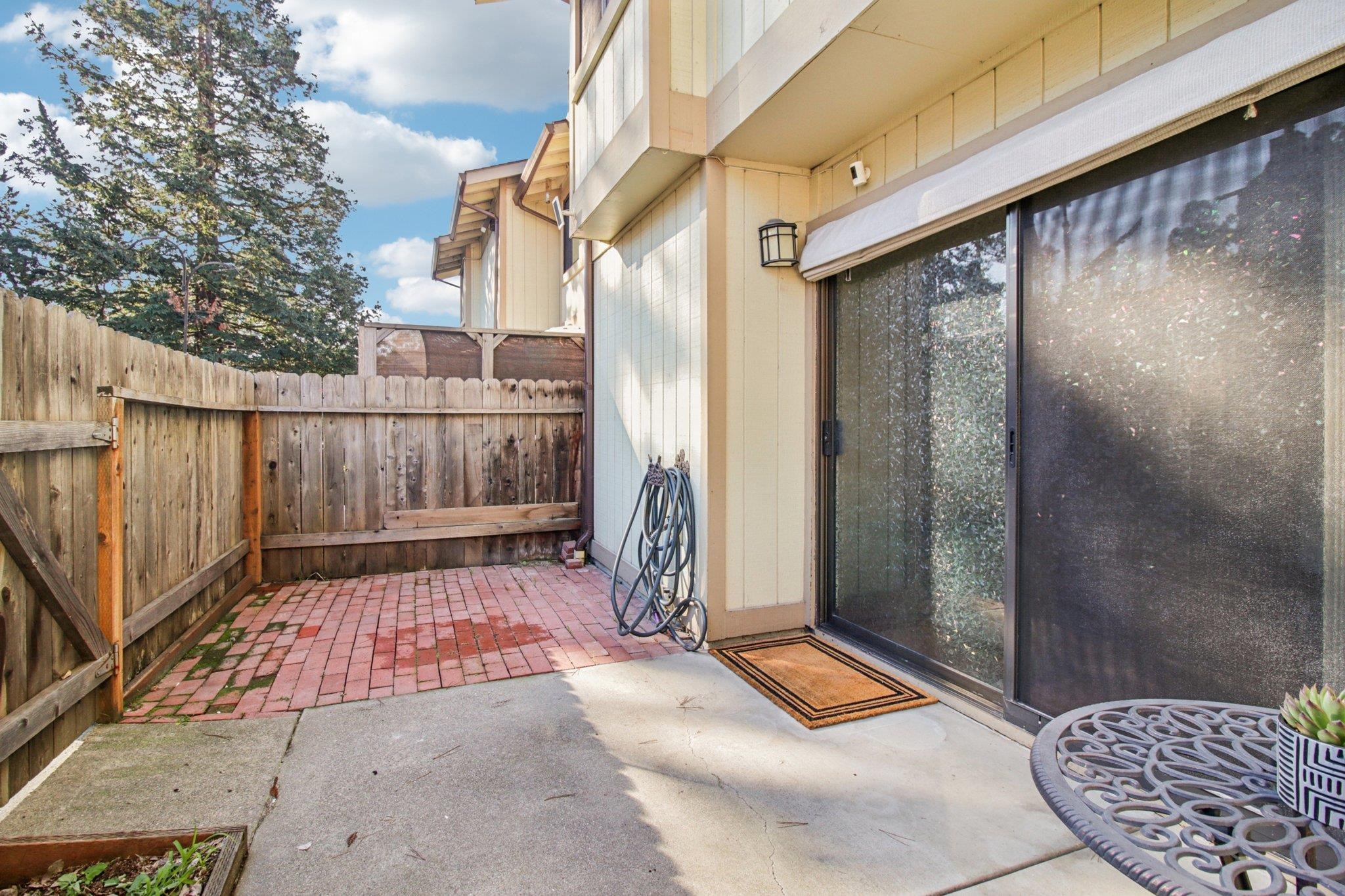 Detail Gallery Image 34 of 45 For 302 Ash Ln, El Sobrante,  CA 94803 - 2 Beds | 1/1 Baths