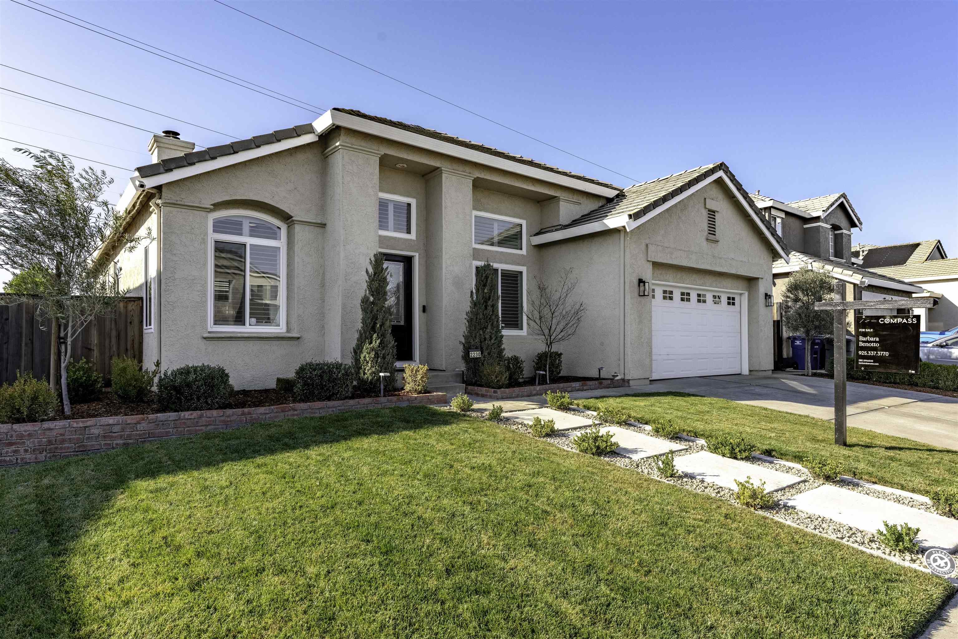 Detail Gallery Image 3 of 40 For 2230 Newport Ct, Discovery Bay,  CA 94505 - 3 Beds | 2 Baths