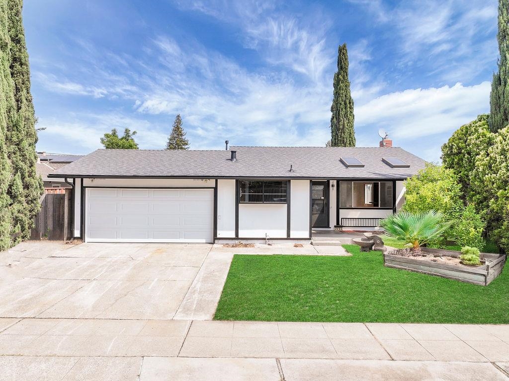 Front Image Thumbnail for EB41121117