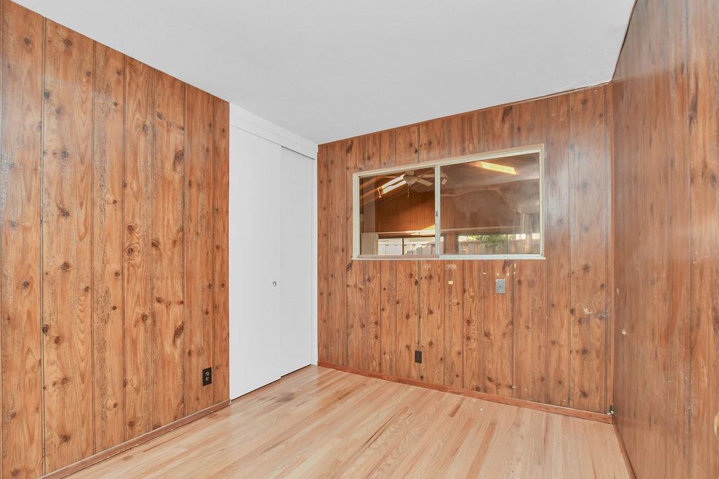 Detail Gallery Image 10 of 28 For 5035 Grimsby Dr, San Jose,  CA 95130 - 5 Beds | 2/1 Baths