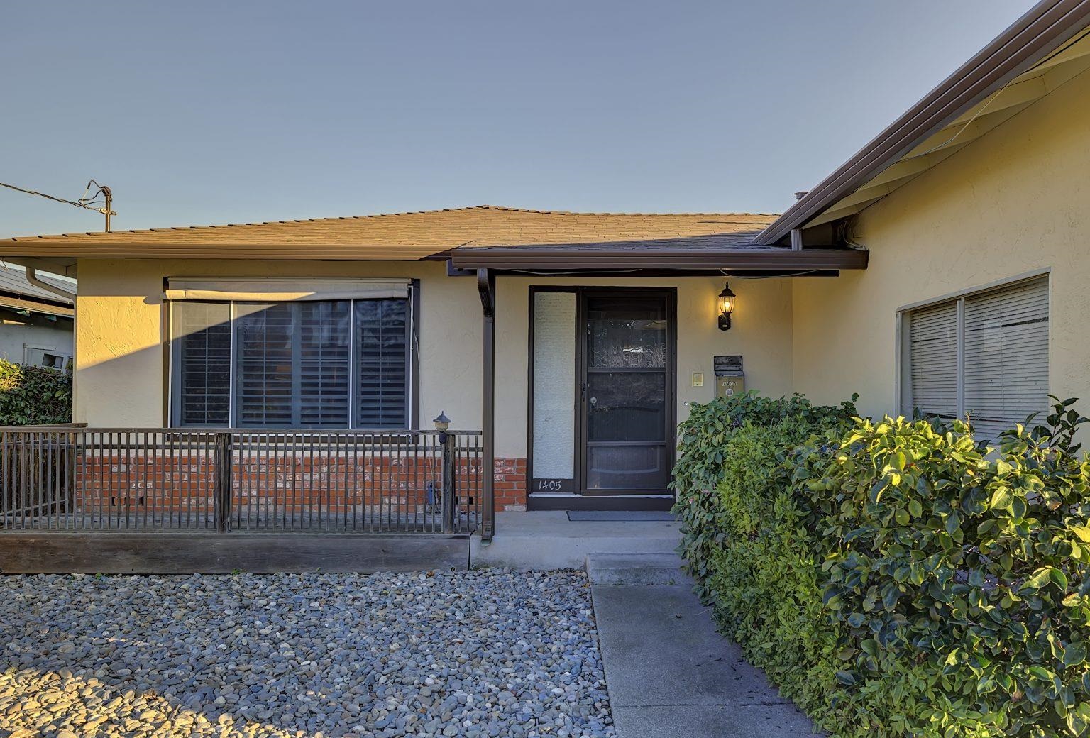Detail Gallery Image 2 of 41 For 1405 Tulip Dr, Antioch,  CA 94509 - 3 Beds | 2 Baths