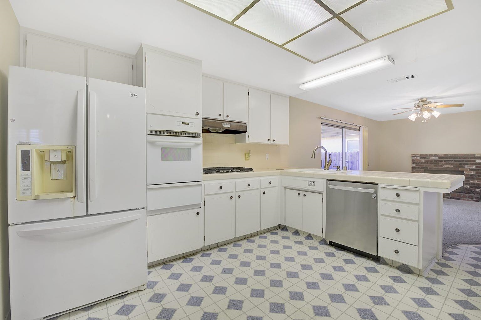 Detail Gallery Image 11 of 41 For 1405 Tulip Dr, Antioch,  CA 94509 - 3 Beds | 2 Baths