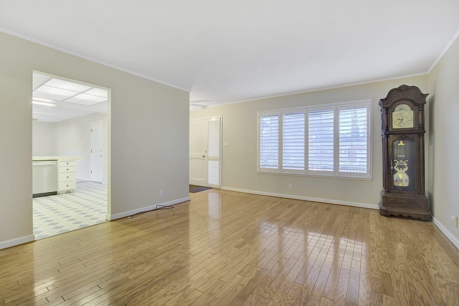 Detail Gallery Image 4 of 41 For 1405 Tulip Dr, Antioch,  CA 94509 - 3 Beds | 2 Baths