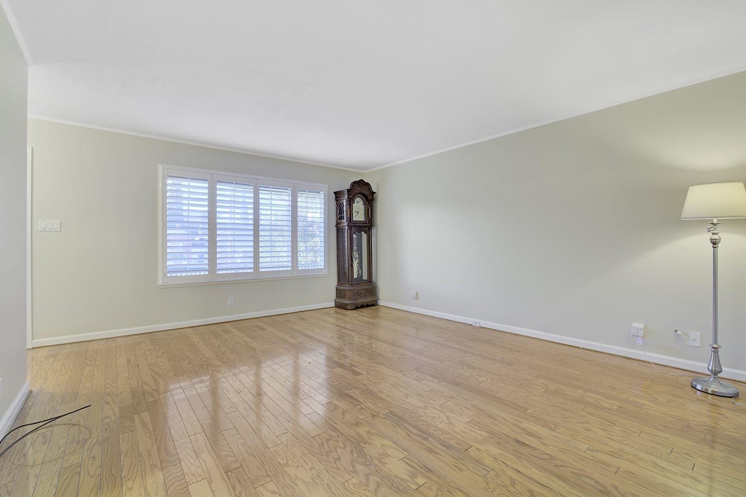 Detail Gallery Image 6 of 41 For 1405 Tulip Dr, Antioch,  CA 94509 - 3 Beds | 2 Baths