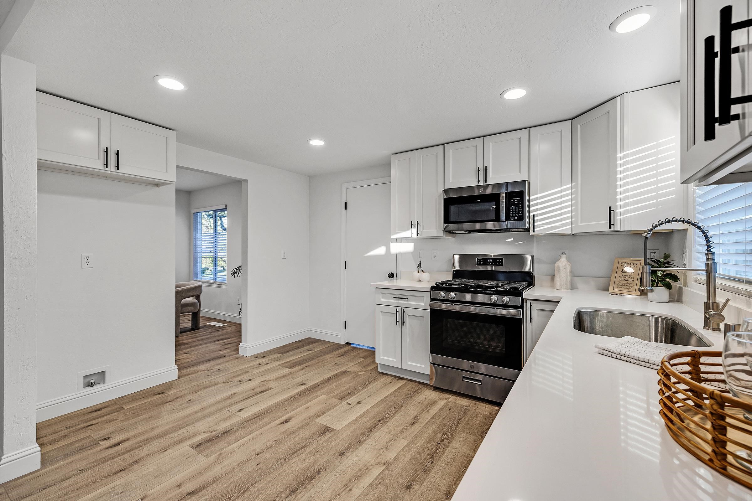 Detail Gallery Image 19 of 49 For 3600 Brookdale Cir, Antioch,  CA 94509 - 3 Beds | 2 Baths