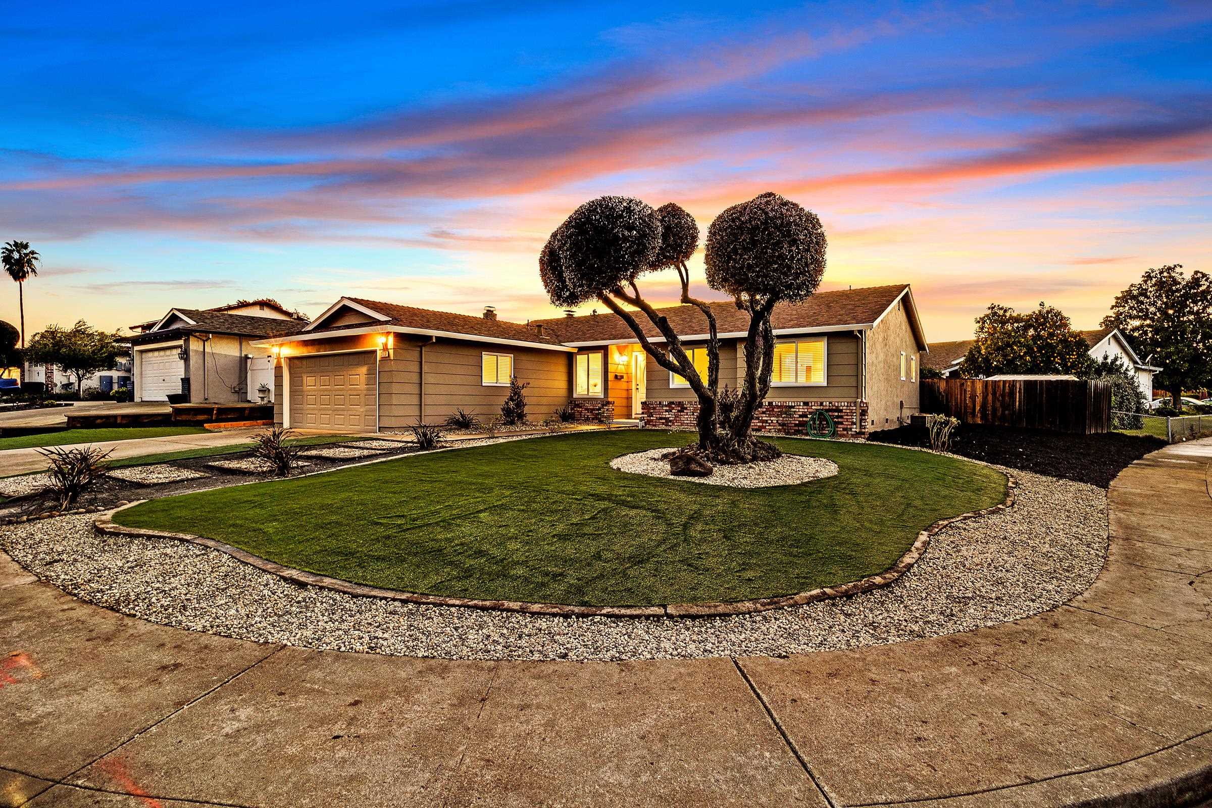 Detail Gallery Image 3 of 49 For 3600 Brookdale Cir, Antioch,  CA 94509 - 3 Beds | 2 Baths