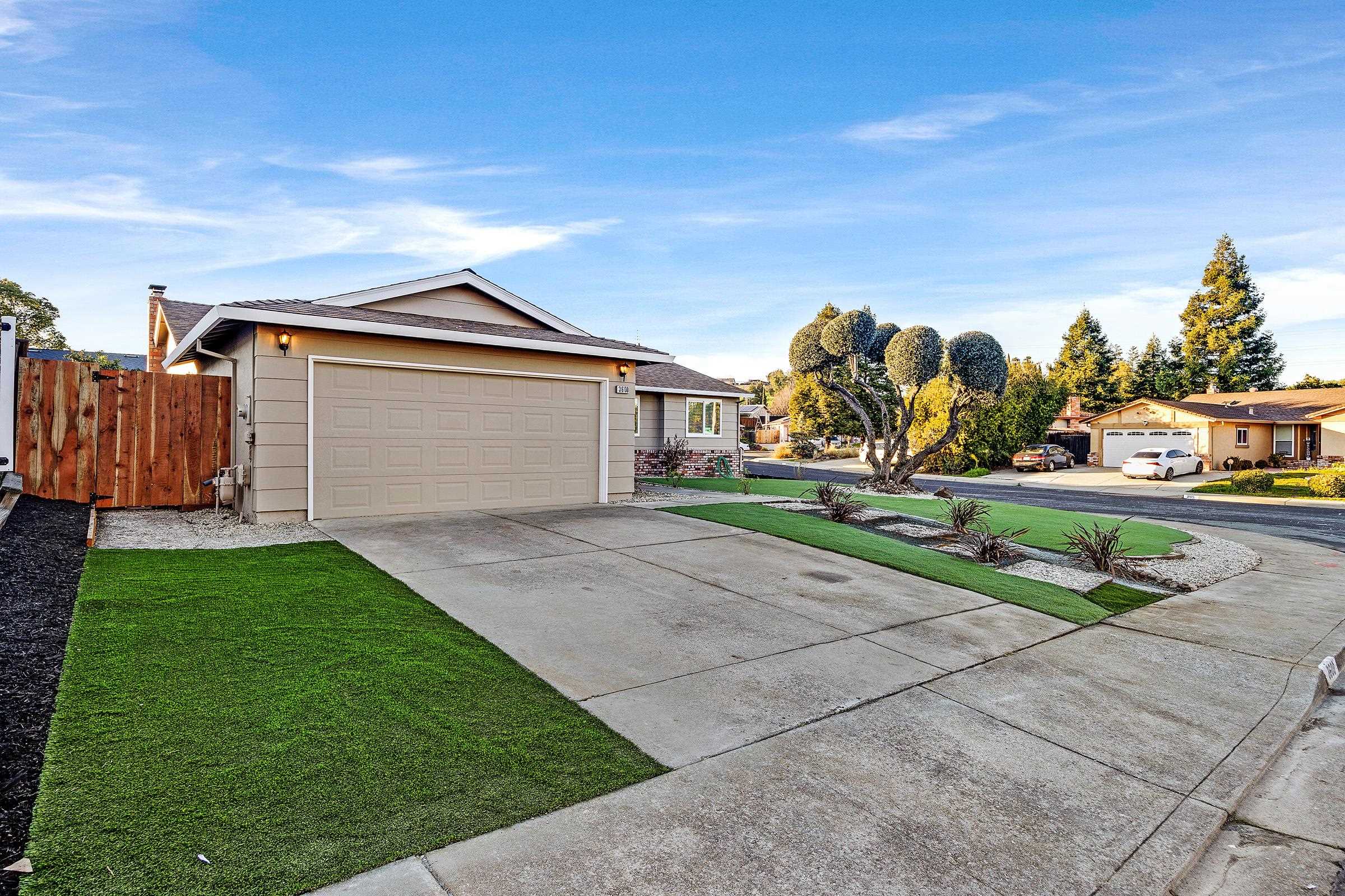 Detail Gallery Image 5 of 49 For 3600 Brookdale Cir, Antioch,  CA 94509 - 3 Beds | 2 Baths