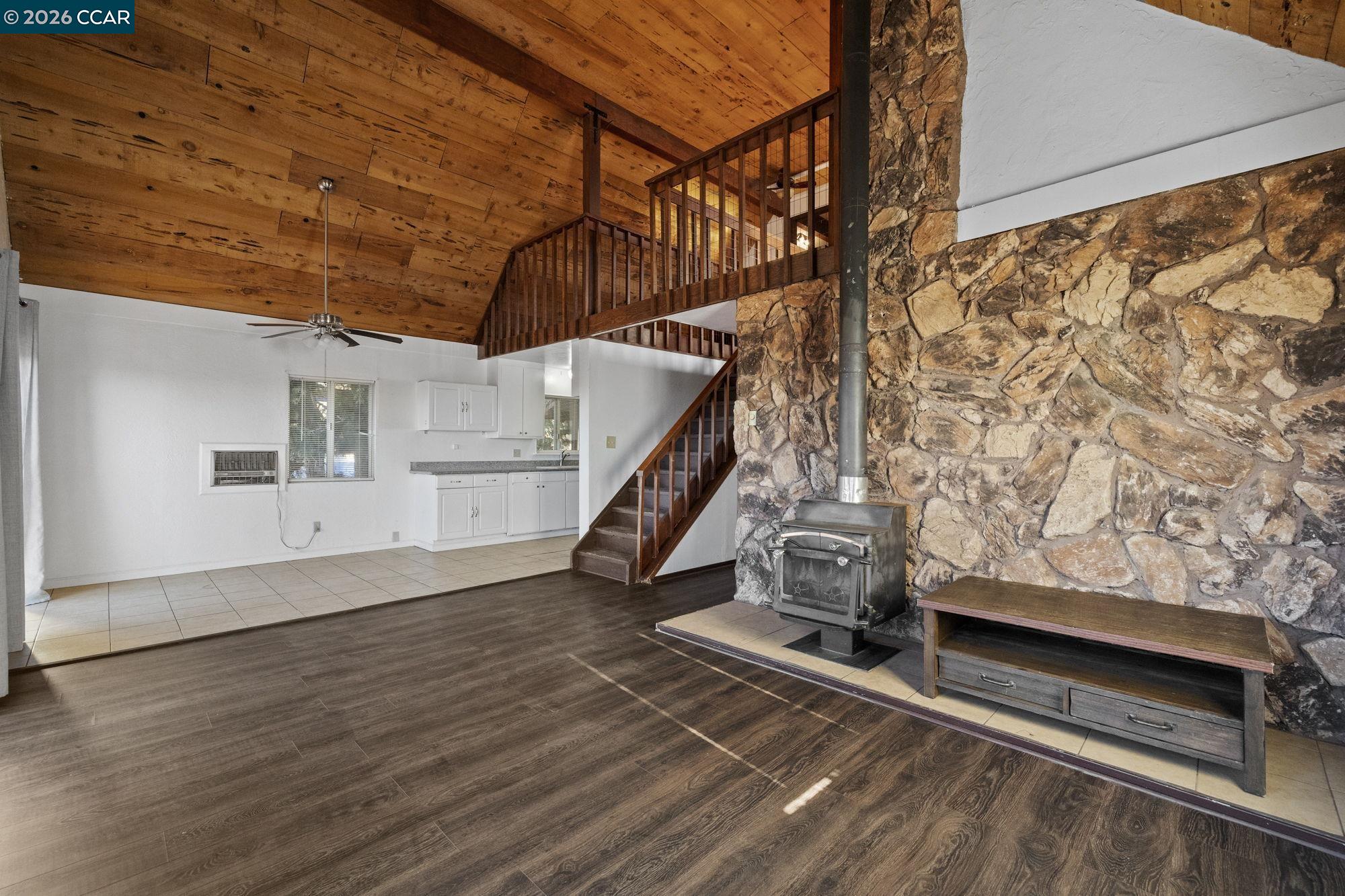 Detail Gallery Image 24 of 28 For 18957 Stag Circle, Tuolumne,  CA 95579-979 - 3 Beds | 3 Baths