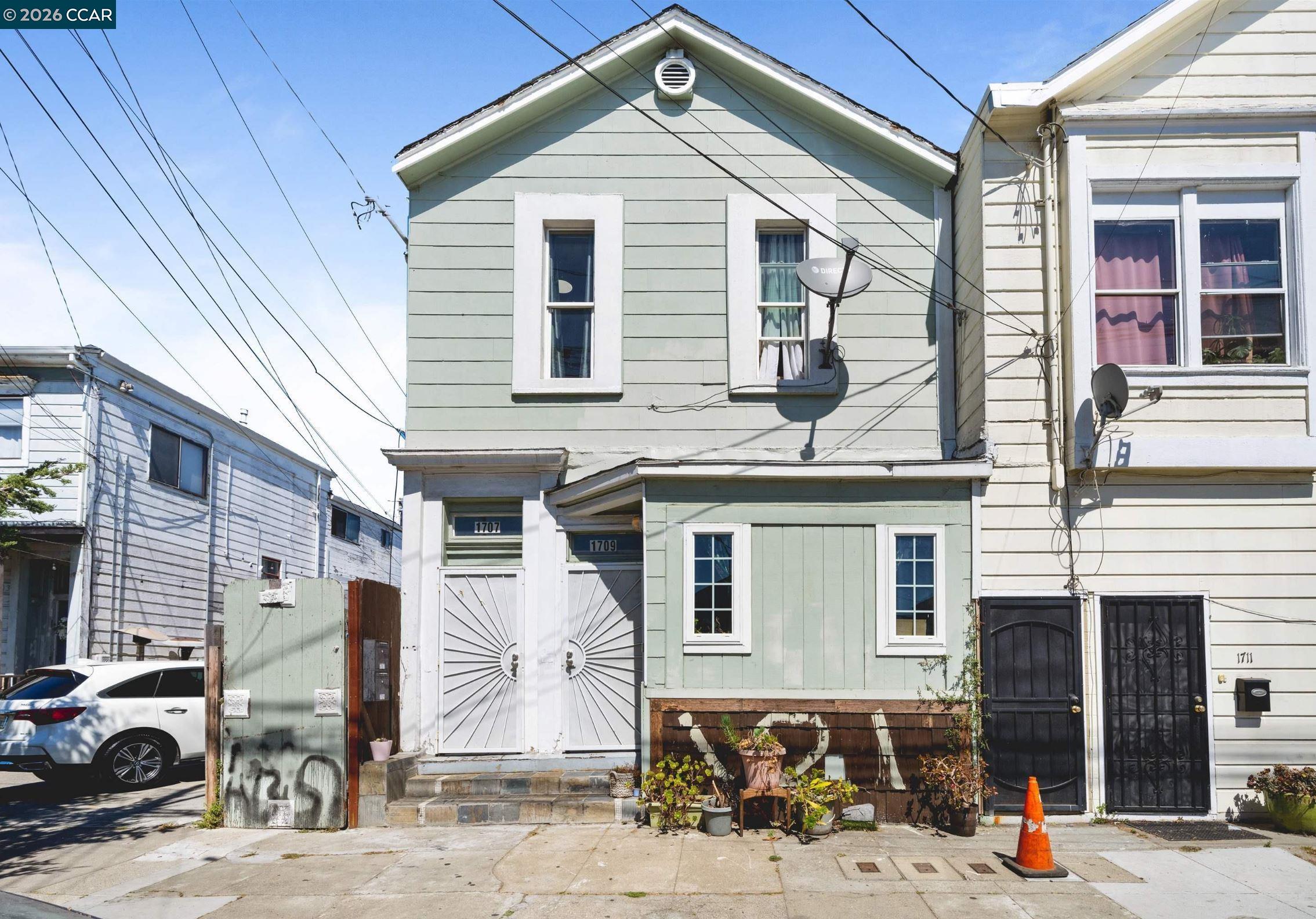 Detail Gallery Image 2 of 46 For 1707-1709 Peralta St, Oakland,  CA 94607 - – Beds | – Baths