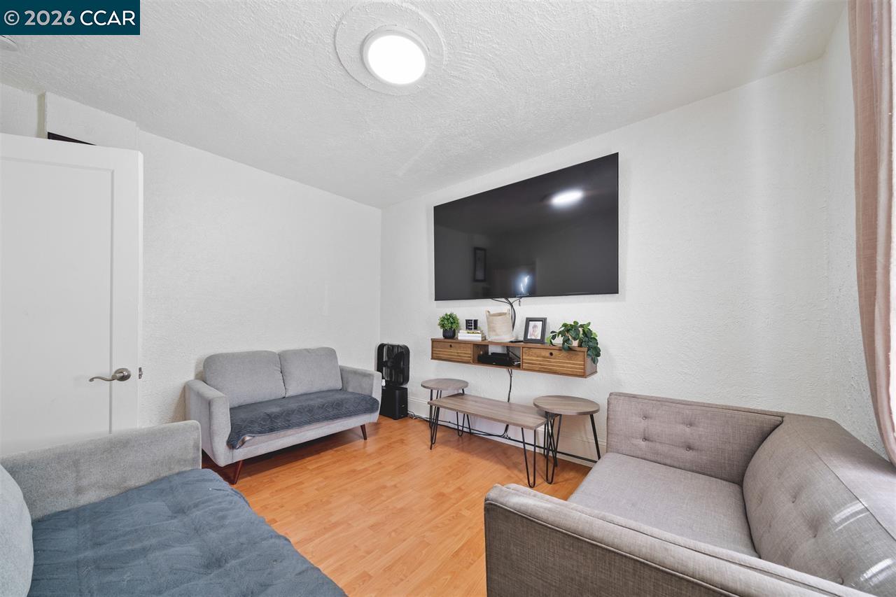 Detail Gallery Image 11 of 46 For 1707-1709 Peralta St, Oakland,  CA 94607 - – Beds | – Baths