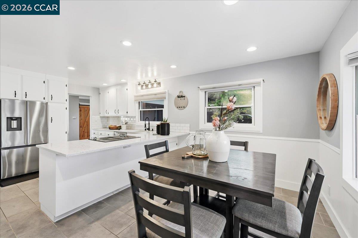 Detail Gallery Image 15 of 42 For 209 Towers, Pacheco,  CA 94553 - 3 Beds | 2 Baths