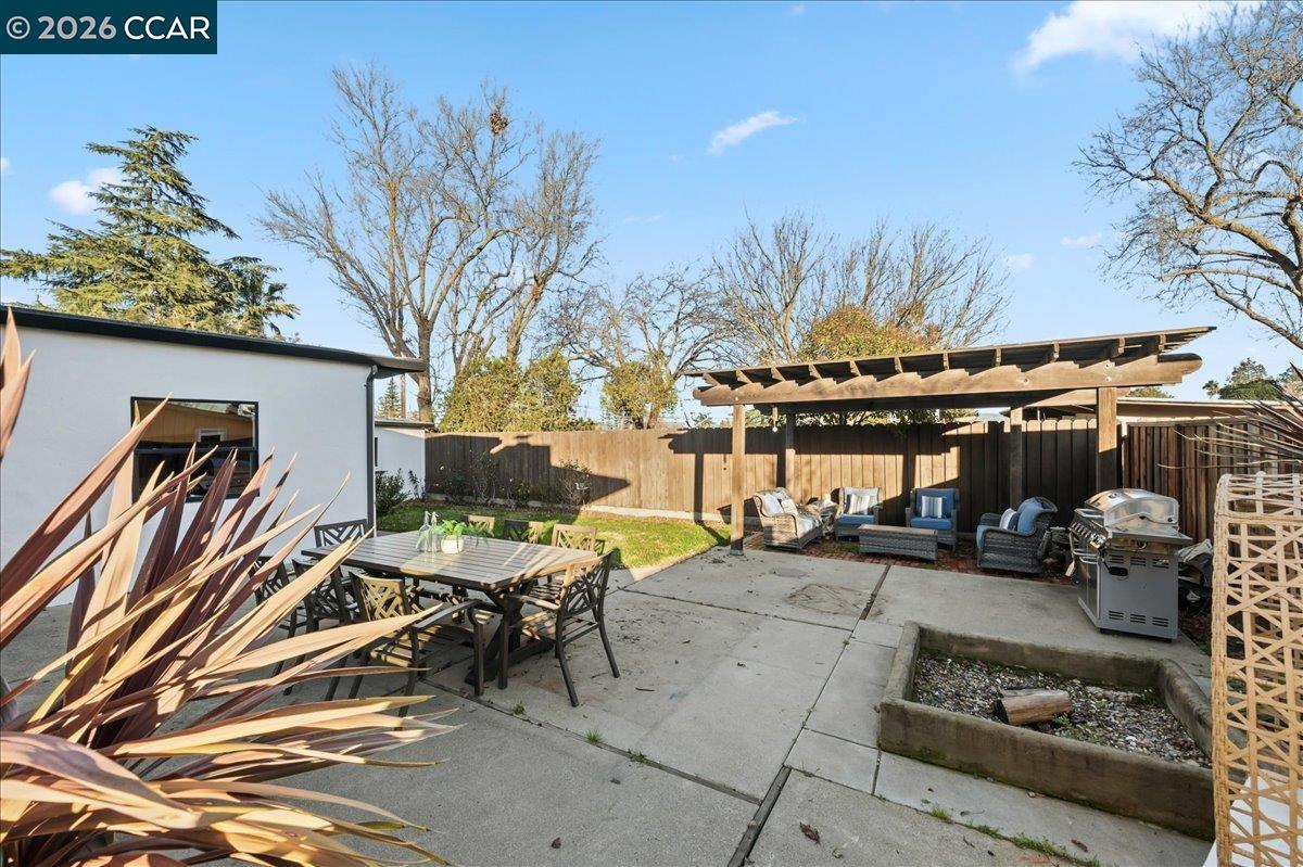 Detail Gallery Image 34 of 42 For 209 Towers, Pacheco,  CA 94553 - 3 Beds | 2 Baths