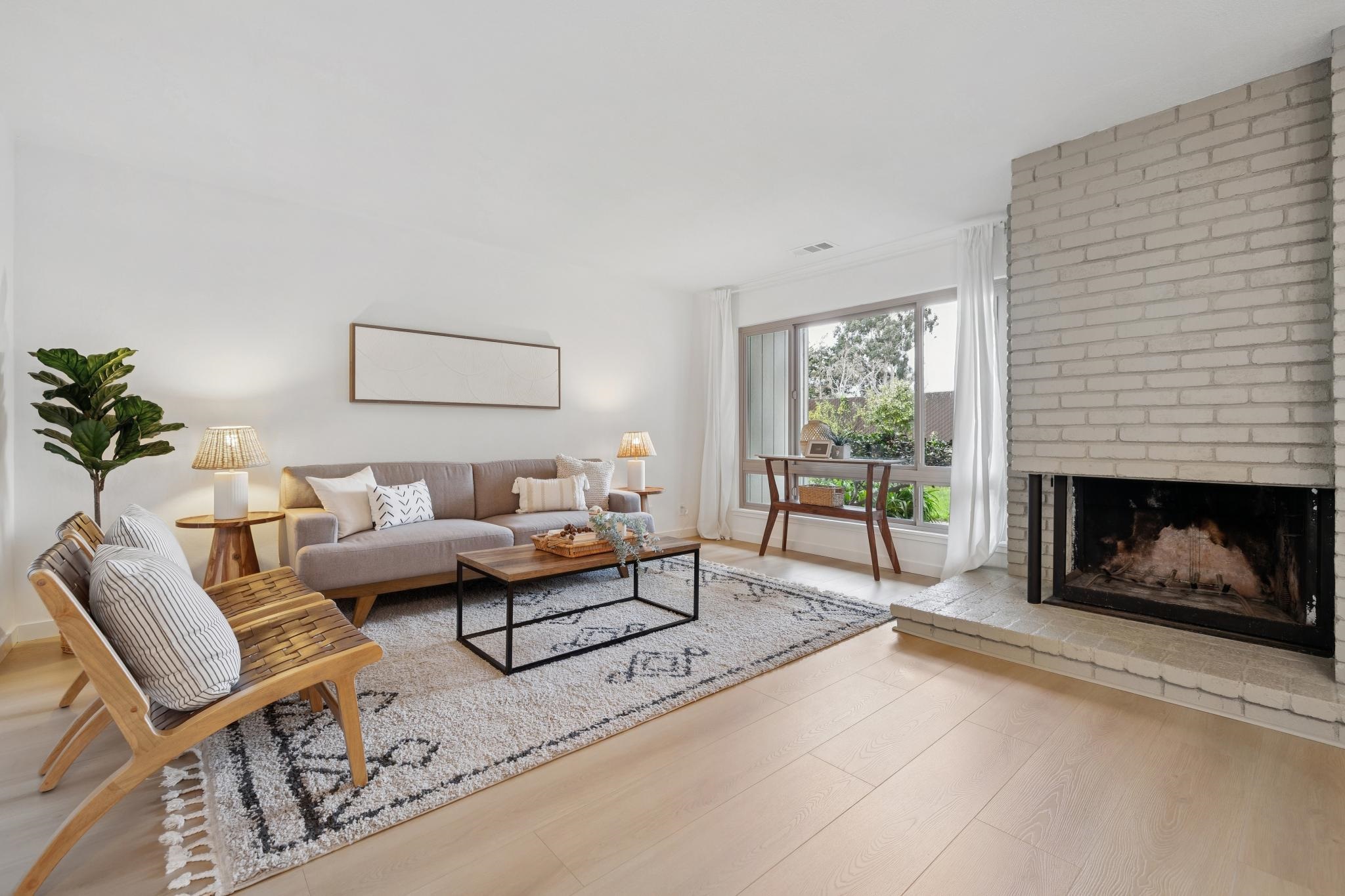 Photo #3: 41121134 Listing: Photo #3