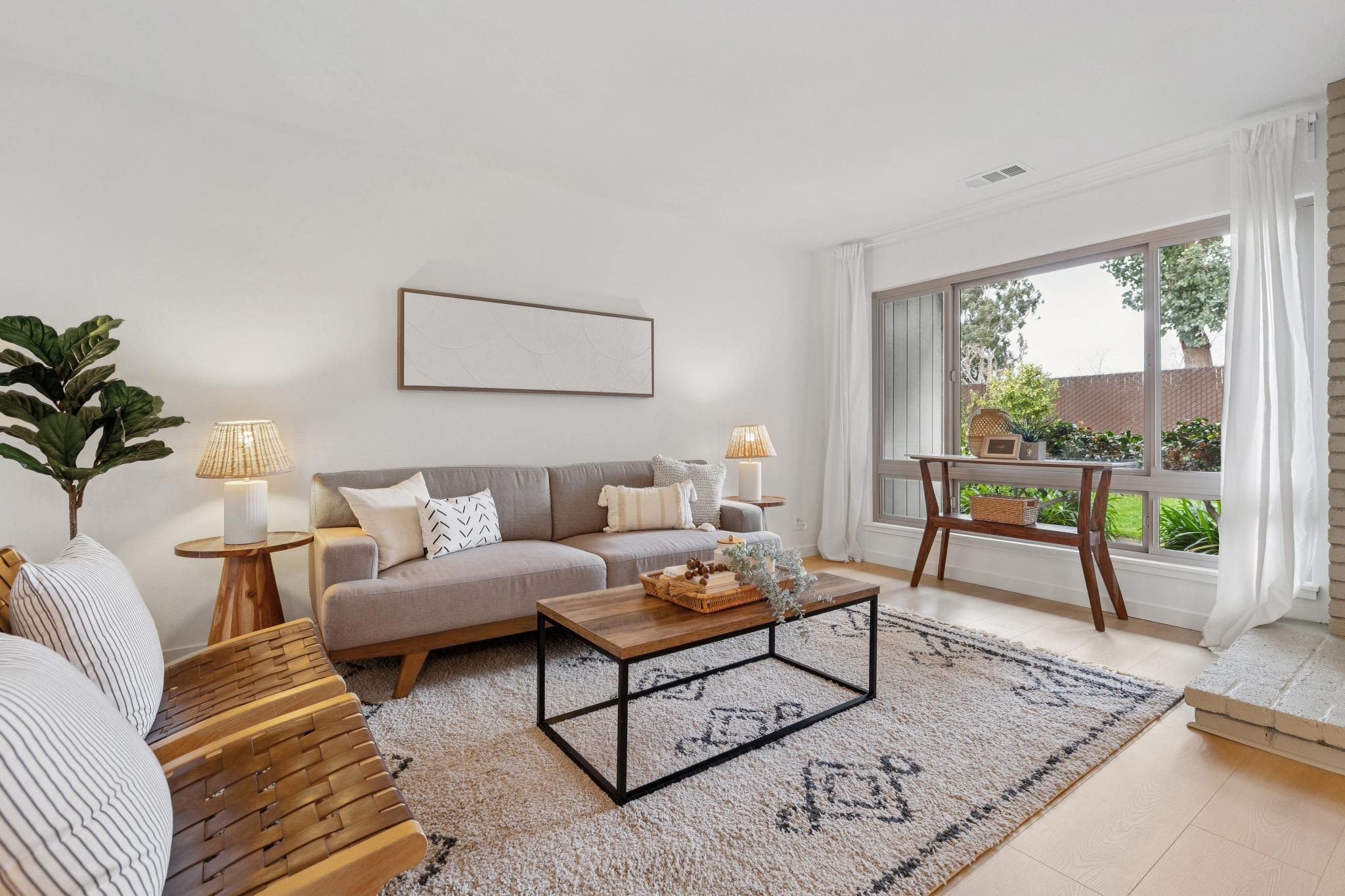 Photo #4: 41121134 Listing: Photo #4