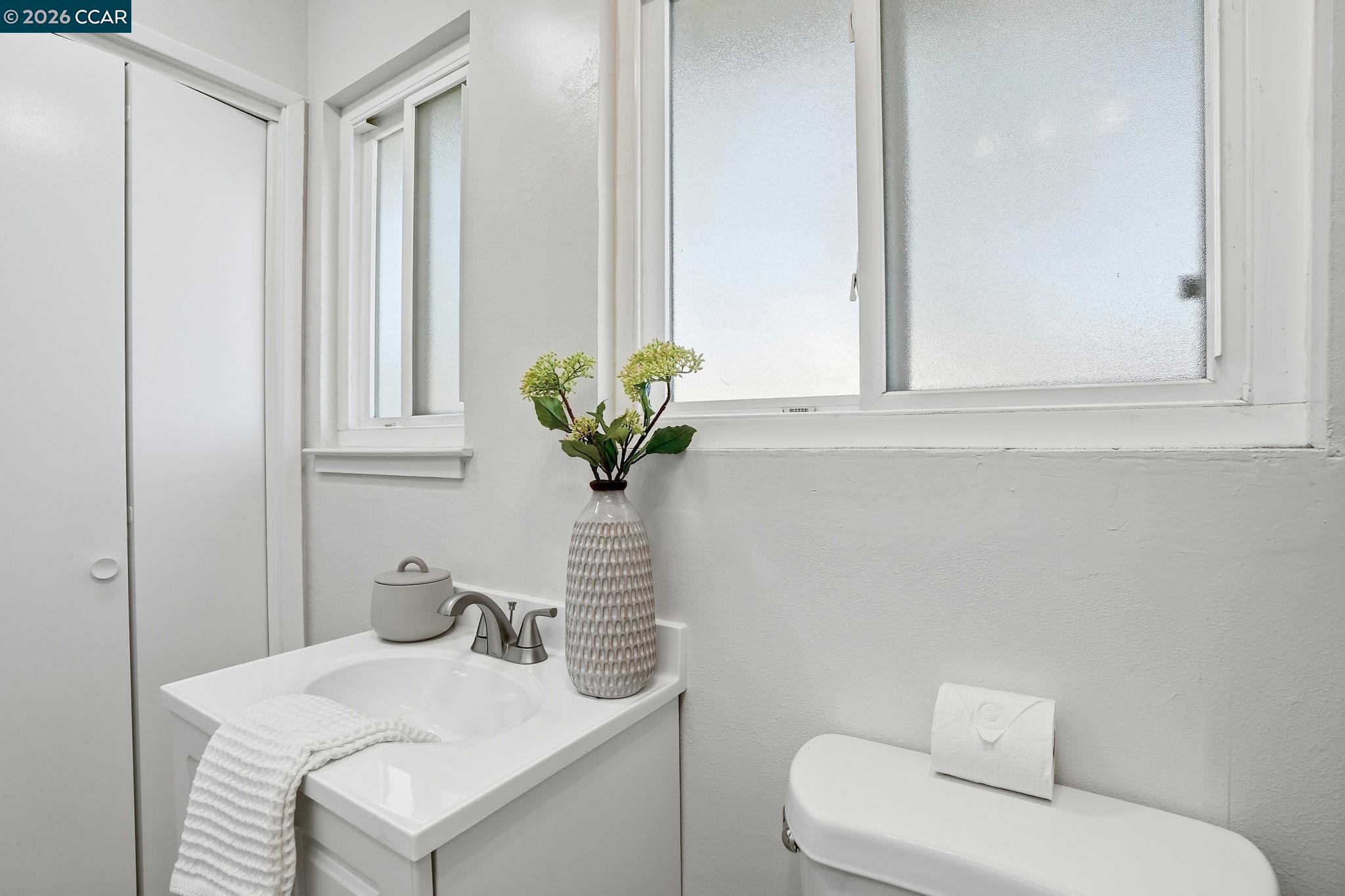 Detail Gallery Image 22 of 29 For 1139 Aspen Dr, Concord,  CA 94520 - 3 Beds | 2/1 Baths