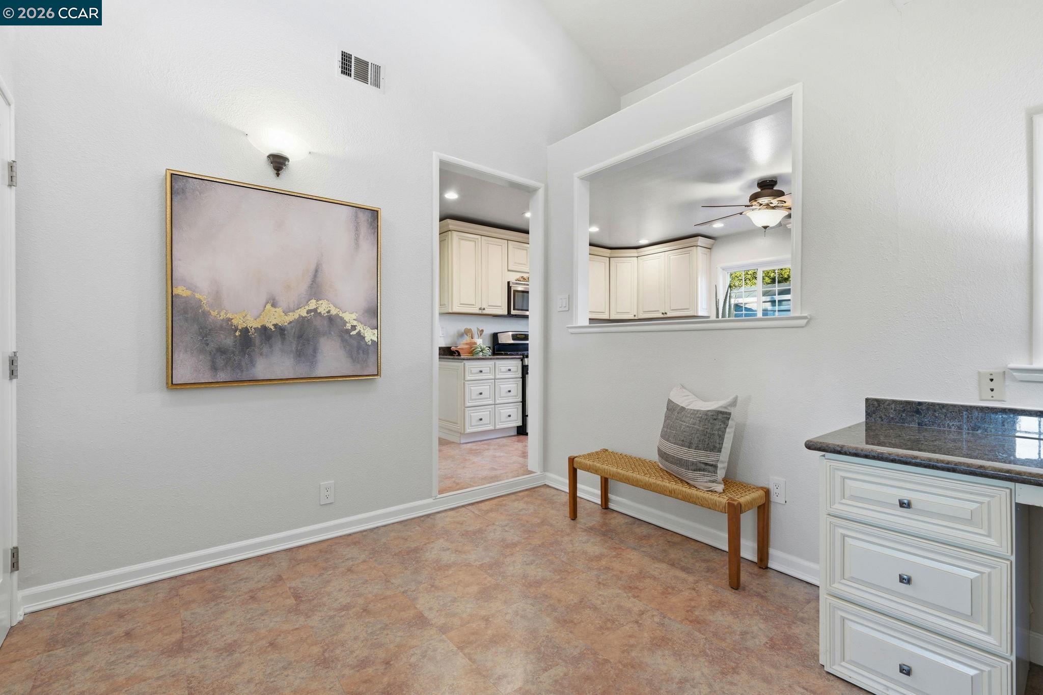 Detail Gallery Image 17 of 41 For 1868 Granada Dr, Concord,  CA 94519 - 4 Beds | 2 Baths