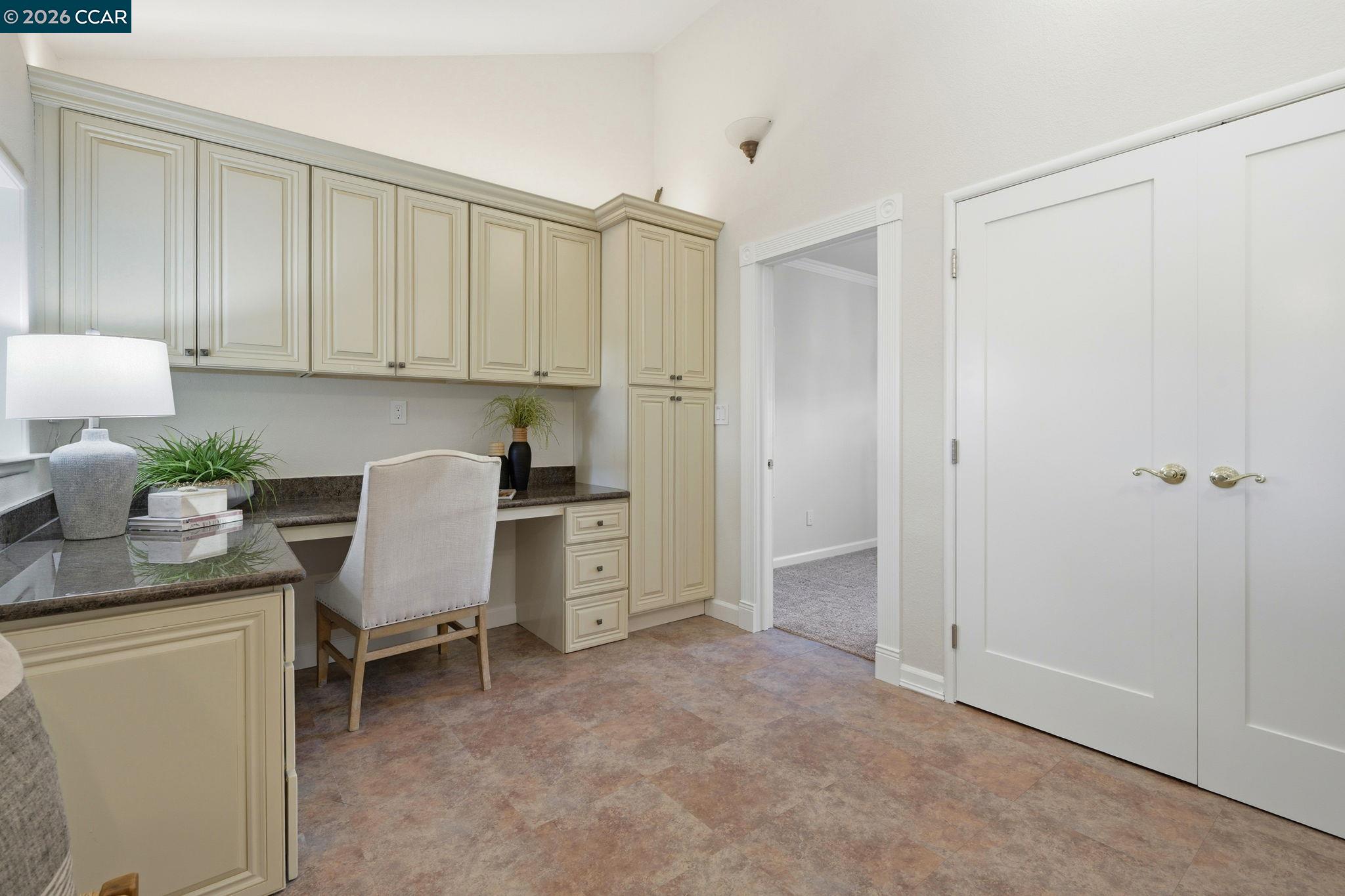 Detail Gallery Image 18 of 41 For 1868 Granada Dr, Concord,  CA 94519 - 4 Beds | 2 Baths
