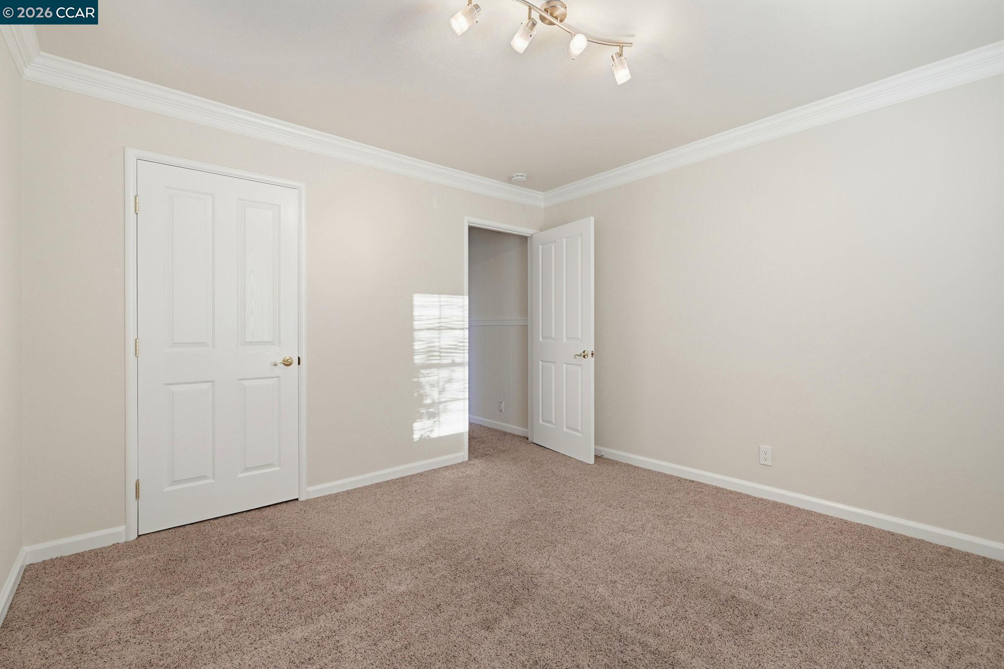 Detail Gallery Image 29 of 41 For 1868 Granada Dr, Concord,  CA 94519 - 4 Beds | 2 Baths