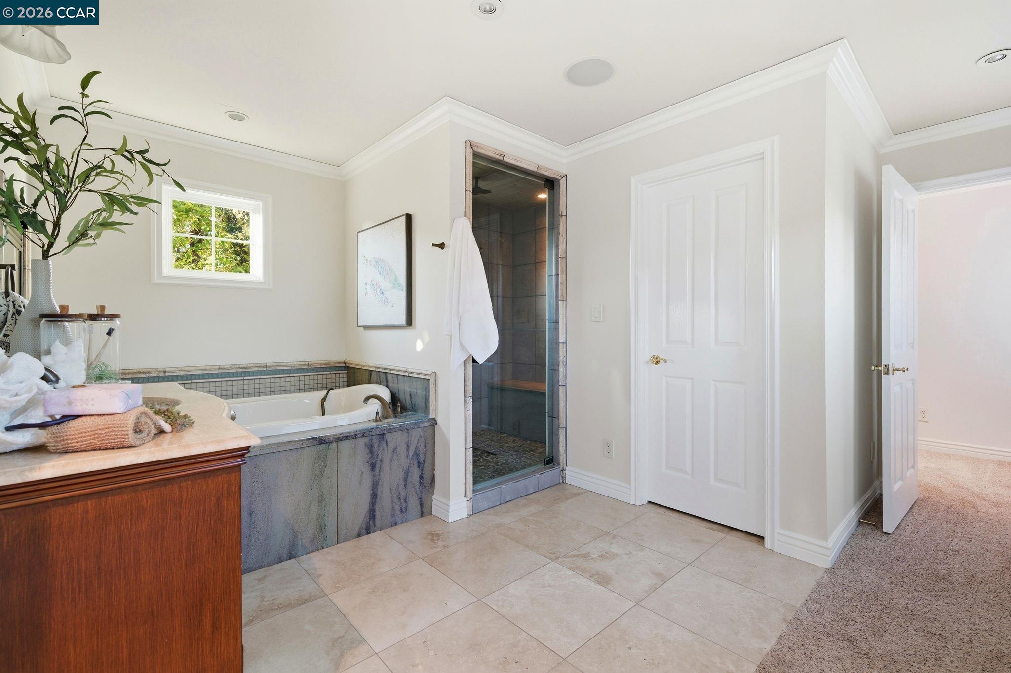 Detail Gallery Image 33 of 41 For 1868 Granada Dr, Concord,  CA 94519 - 4 Beds | 2 Baths