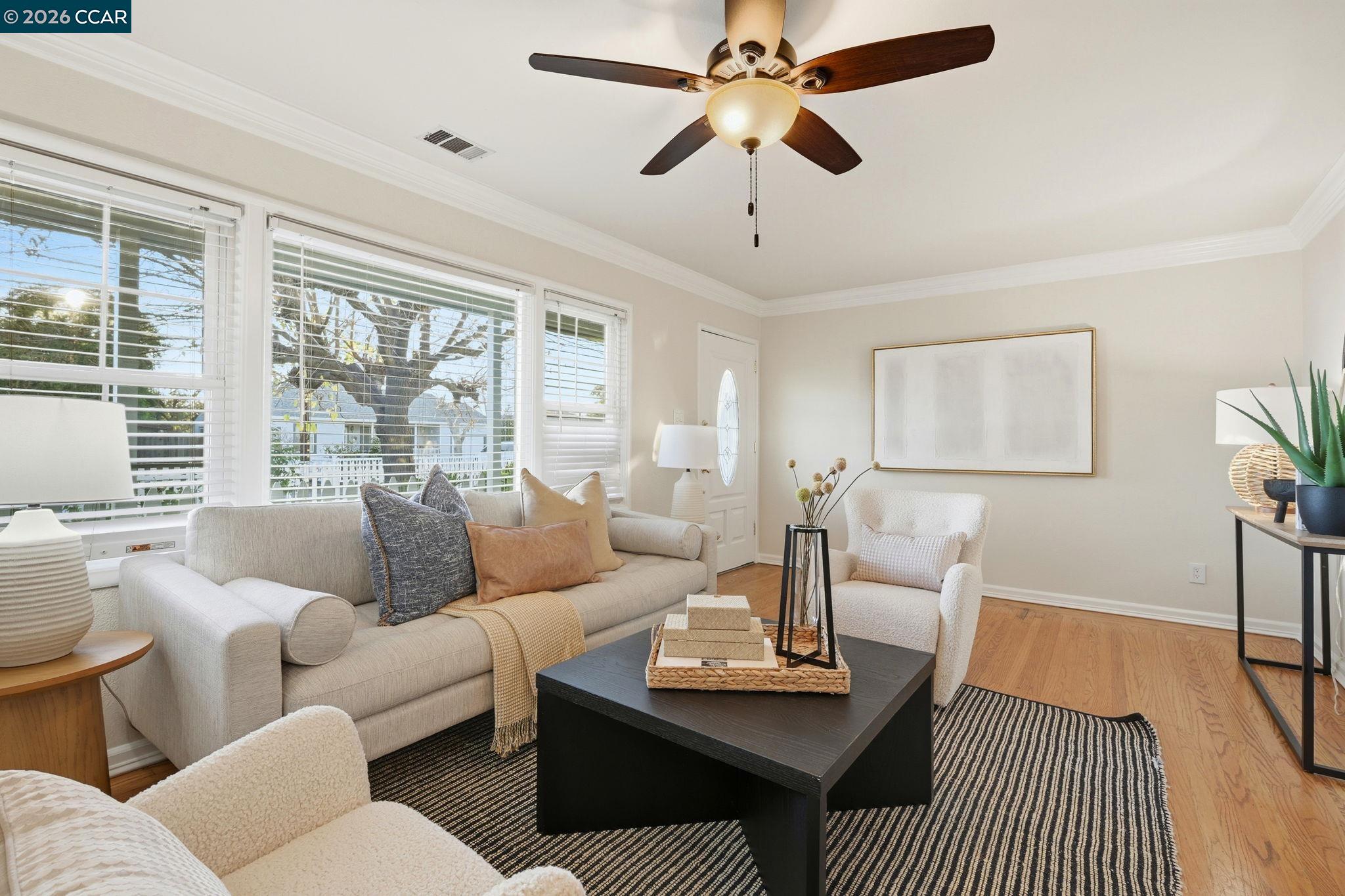 Detail Gallery Image 8 of 41 For 1868 Granada Dr, Concord,  CA 94519 - 4 Beds | 2 Baths