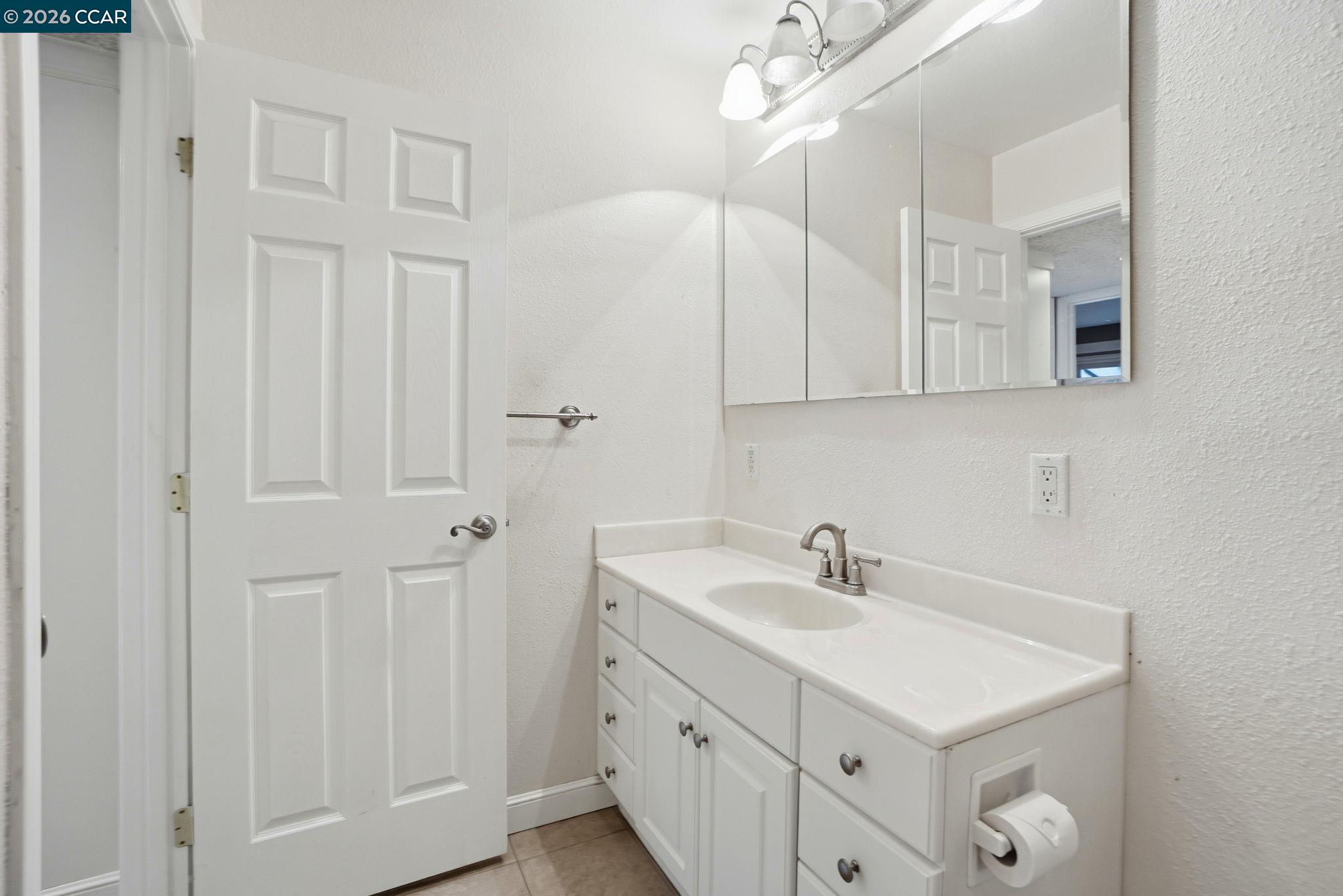 Photo #26: 41121140 Listing: Photo #26