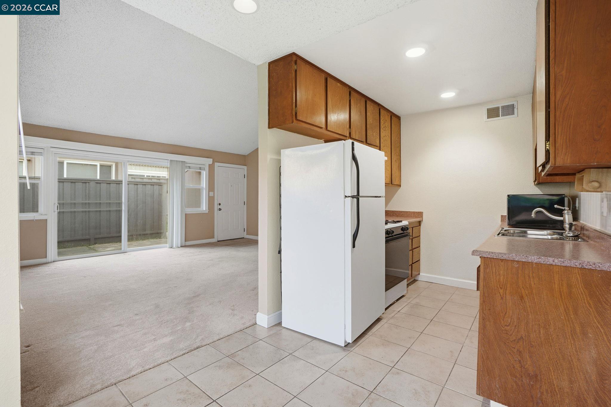 Photo #10: 41121140 Listing: Photo #10