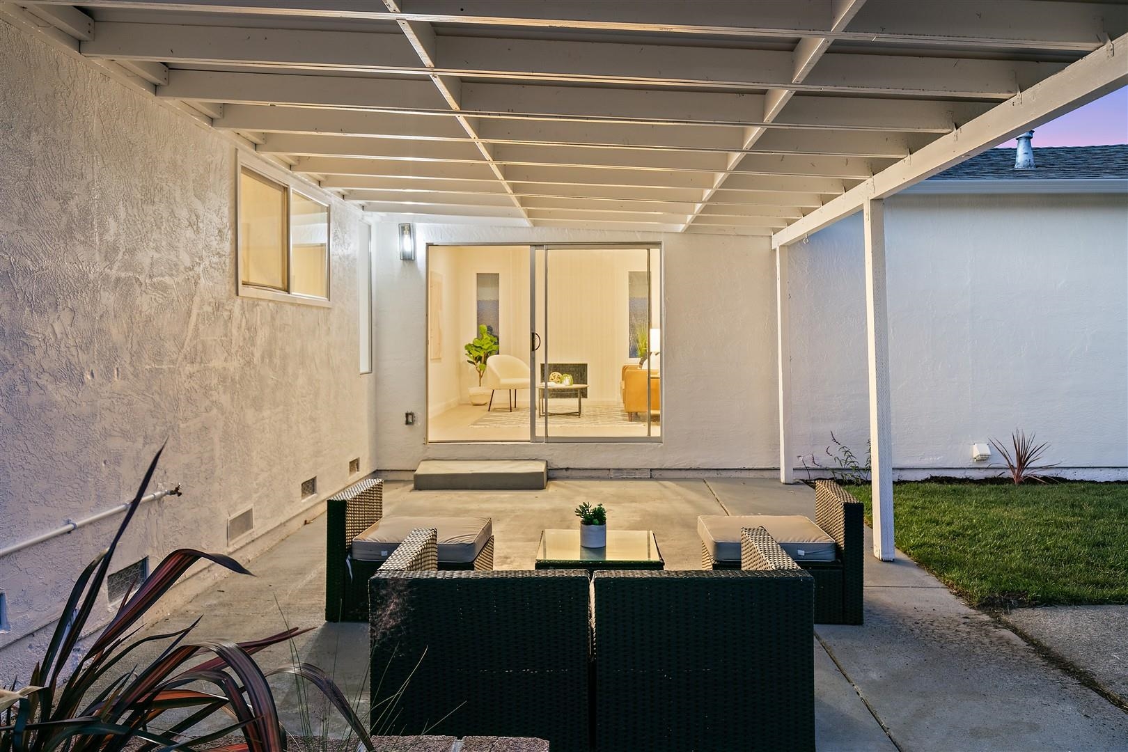 Detail Gallery Image 18 of 31 For 6852 Massey Ct, Pleasanton,  CA 94588 - 3 Beds | 2 Baths