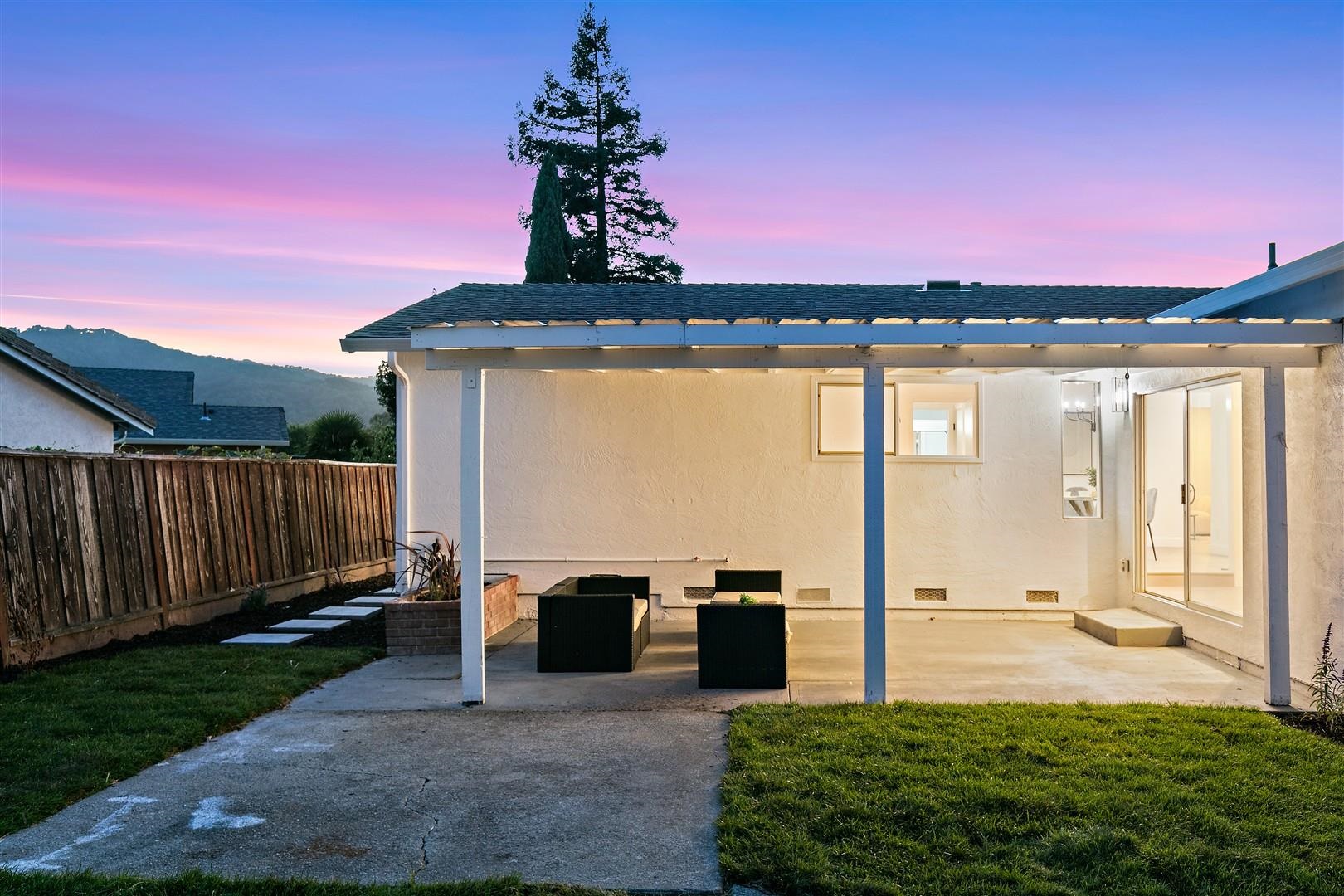 Detail Gallery Image 19 of 31 For 6852 Massey Ct, Pleasanton,  CA 94588 - 3 Beds | 2 Baths